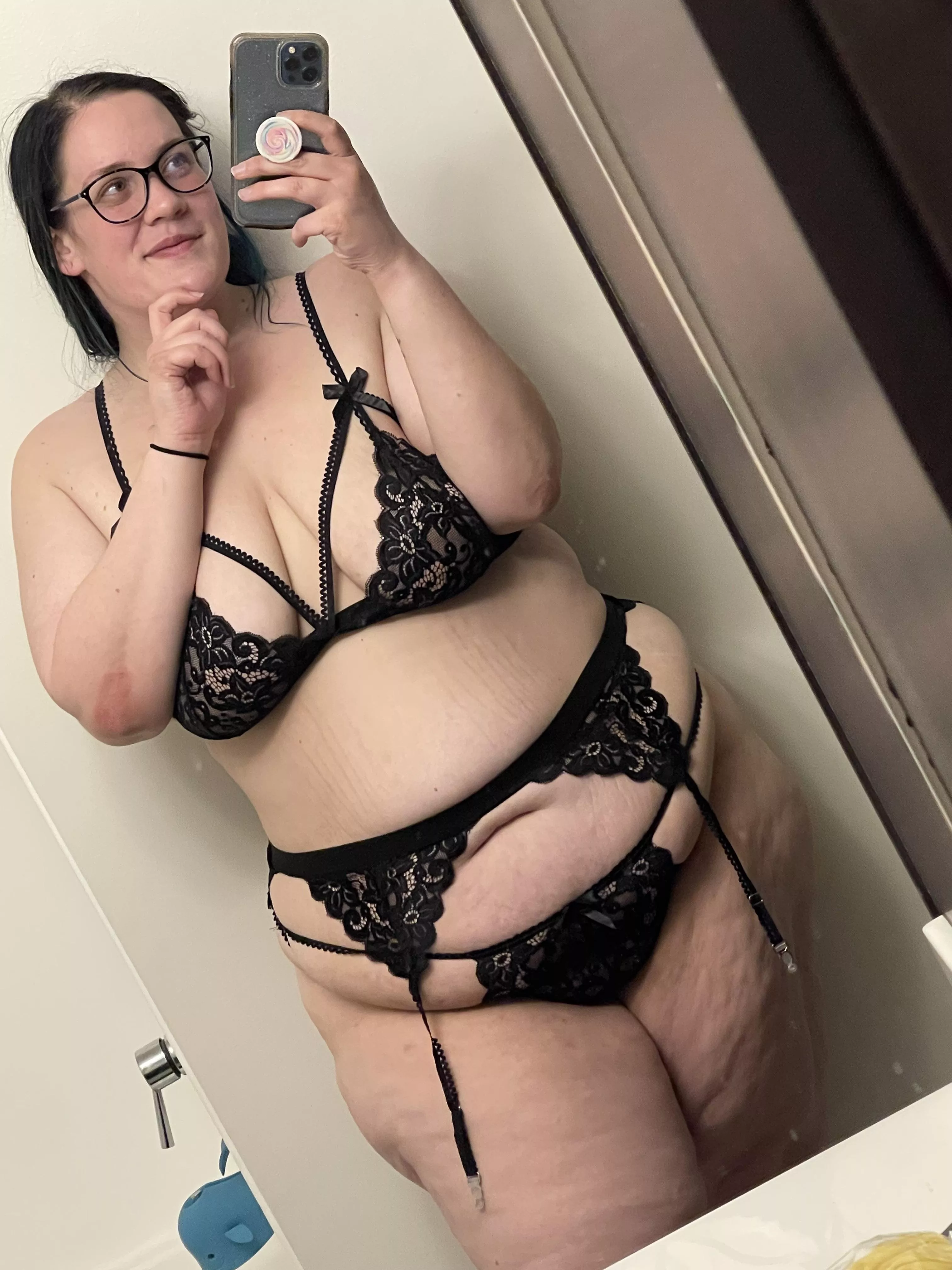 Letâ€™s have some fun, this lingerie would look better on the floor ðŸ˜ˆ posted by xohellokitten