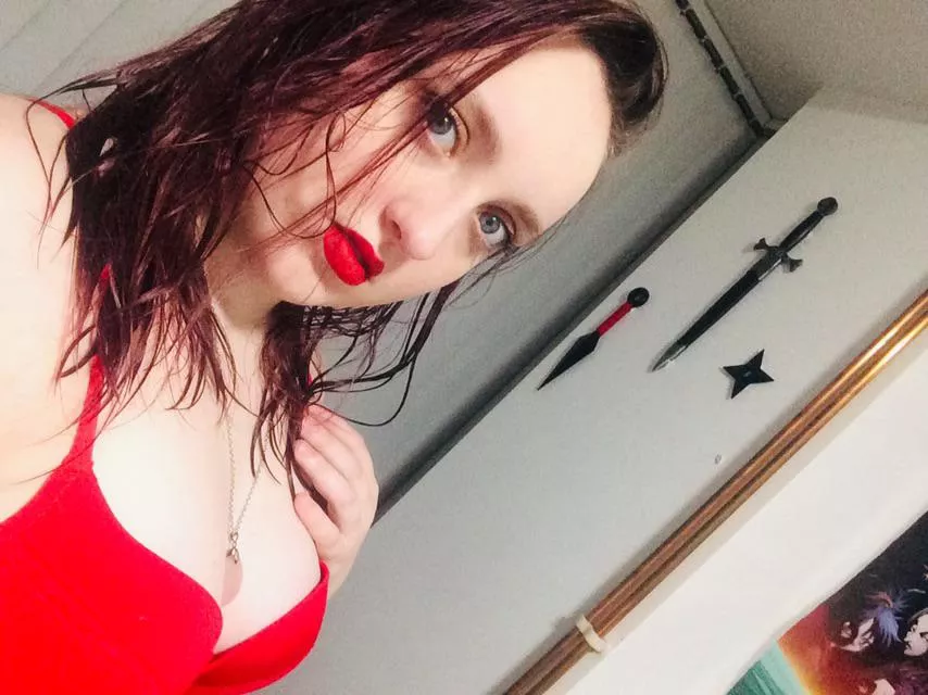 Looking for a brat to wreck posted by _mistress_34