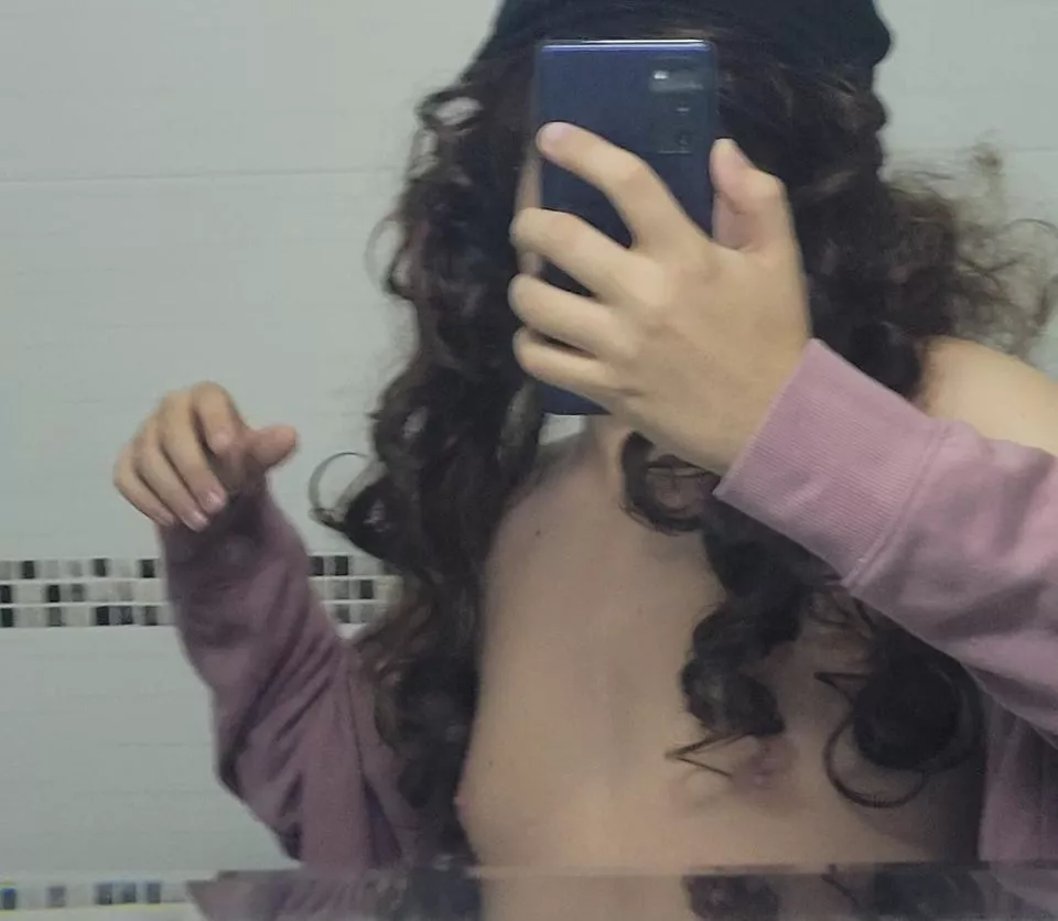 my adorable 18 year old tits are out posted by kastel_bruh