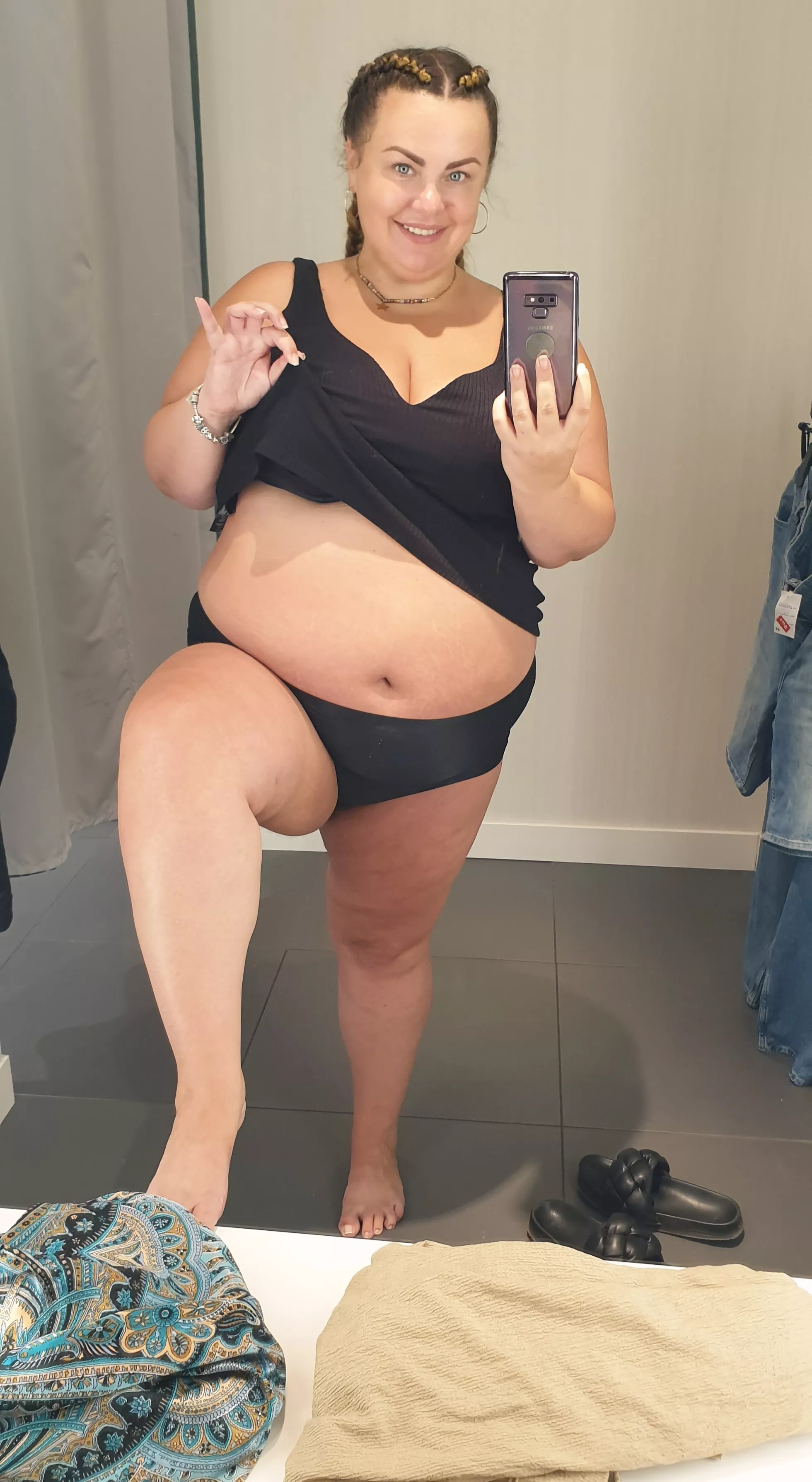 My ex said that I'm too fat,ðŸ¥º can I send you nudes and you tell me true? posted by sexycurvymodel