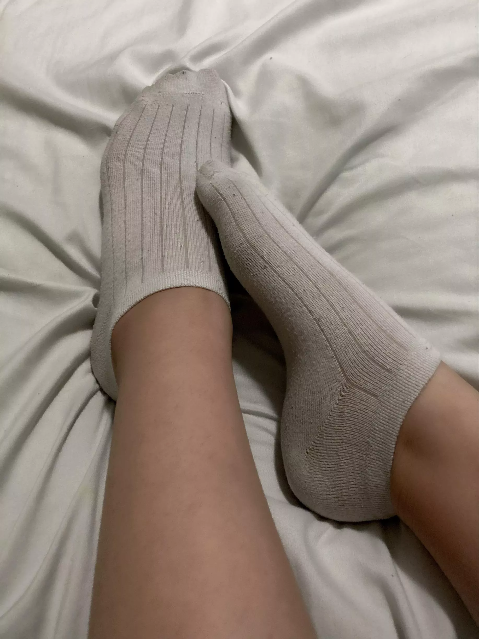 my feet are lonely ;( posted by mystockingdarling