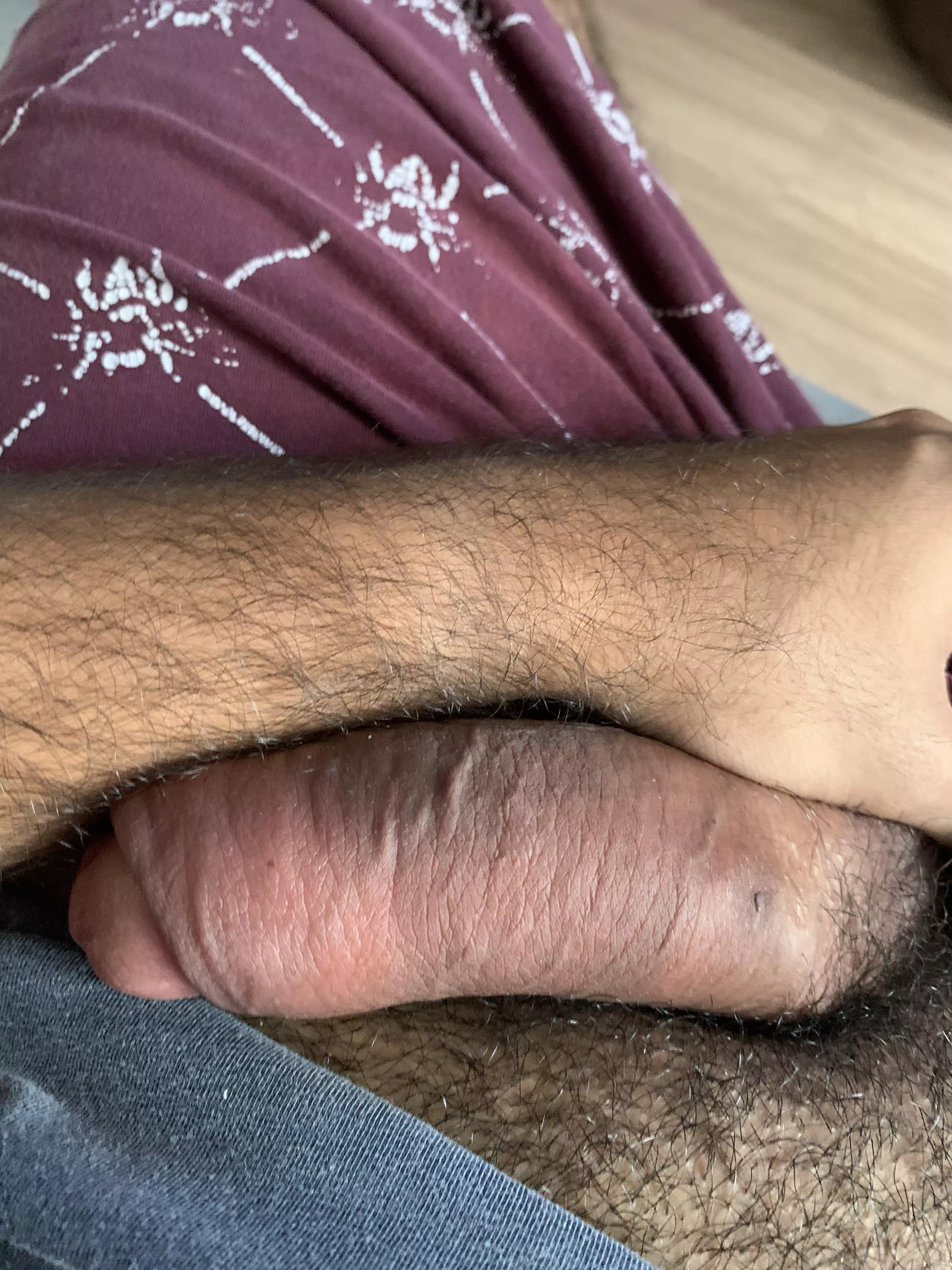 My soft cock posted by _vitchi