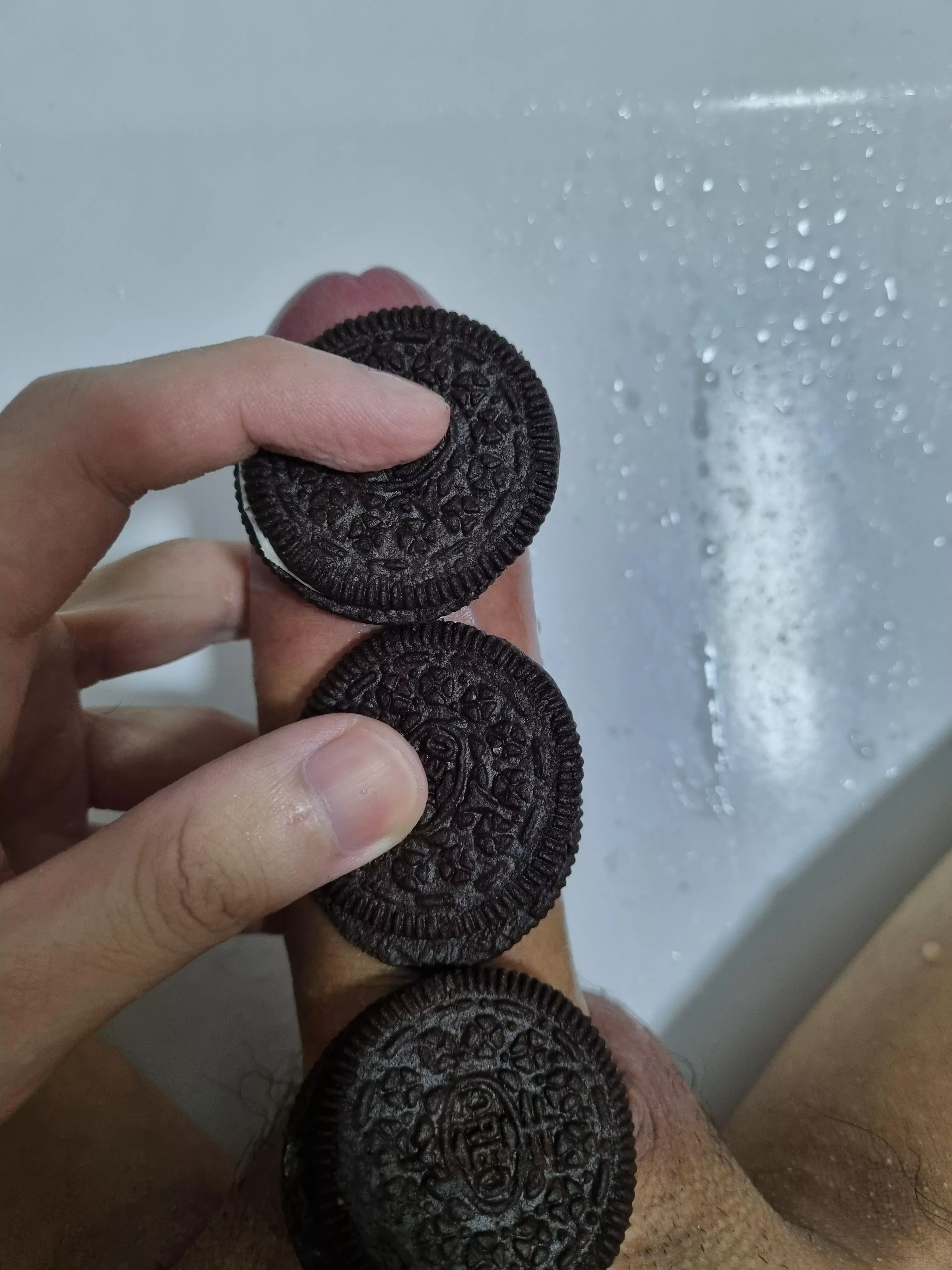 not enough oreos posted by u7i8o9p0_