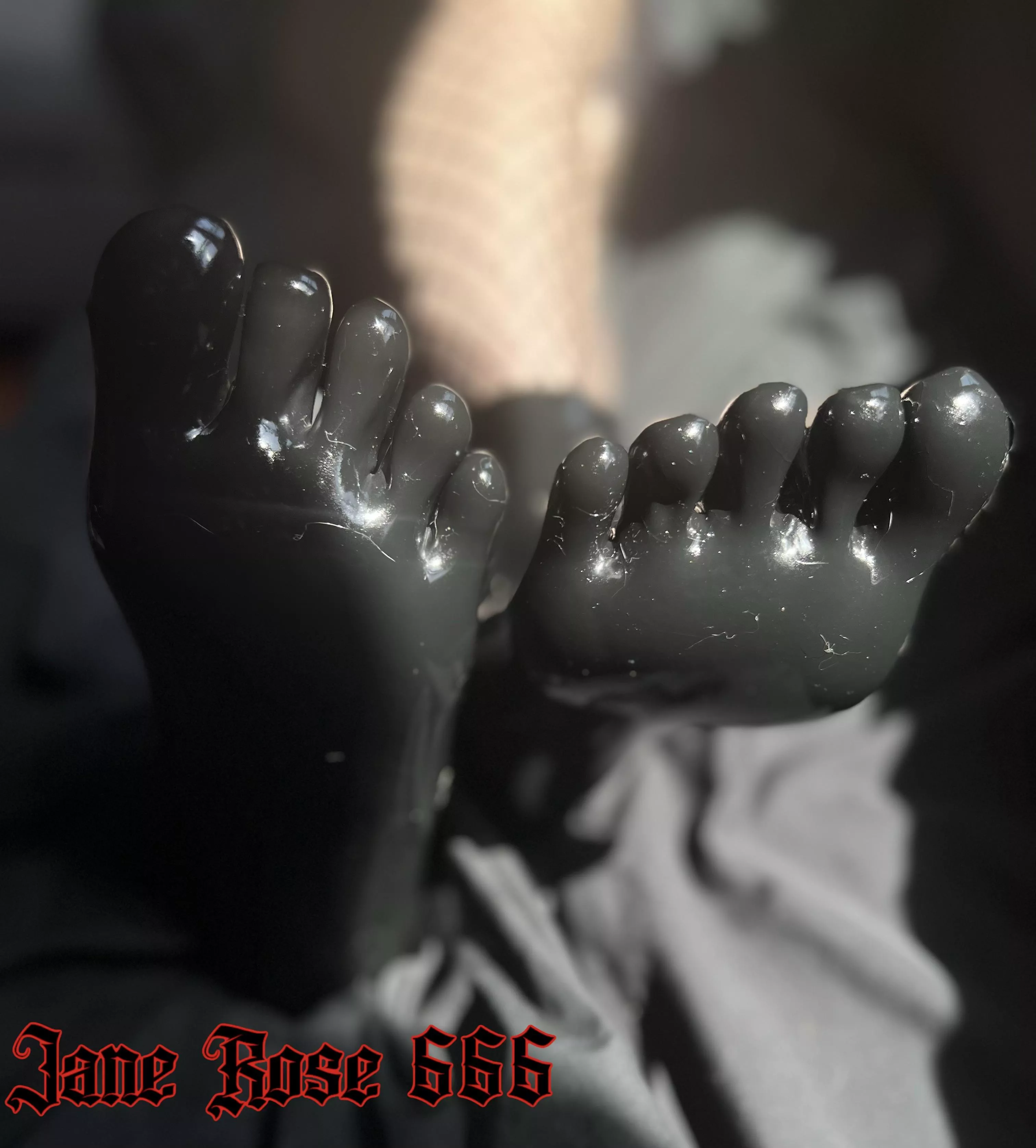 Perfect Rubber Feet posted by Janerose666