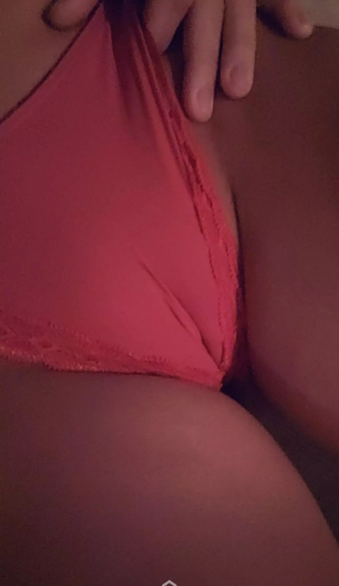 Pink is my new obsession. ðŸ˜ˆ [F] posted by HiddenSkarlett