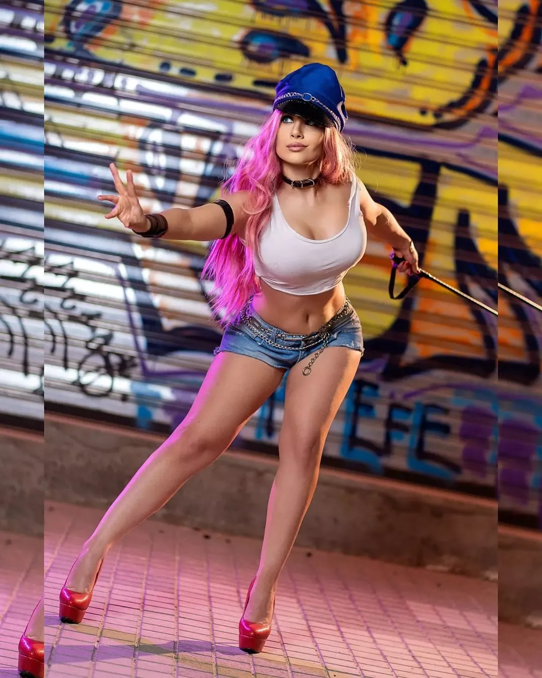 Poison (By claubailarinita) posted by Sith_Vegeta