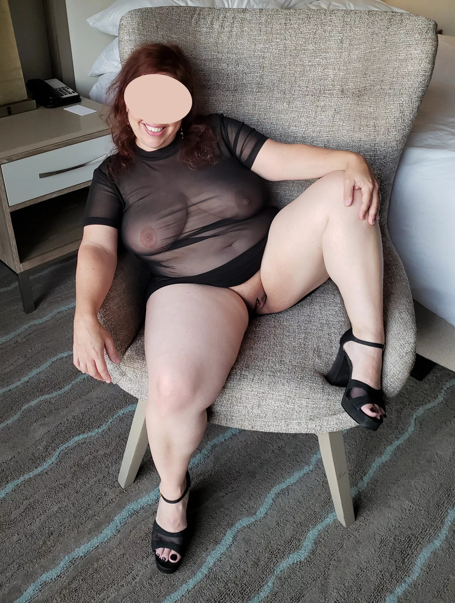 Put your head between my thick thighs and lick my pussy posted by MrsOceansOfAnonymous