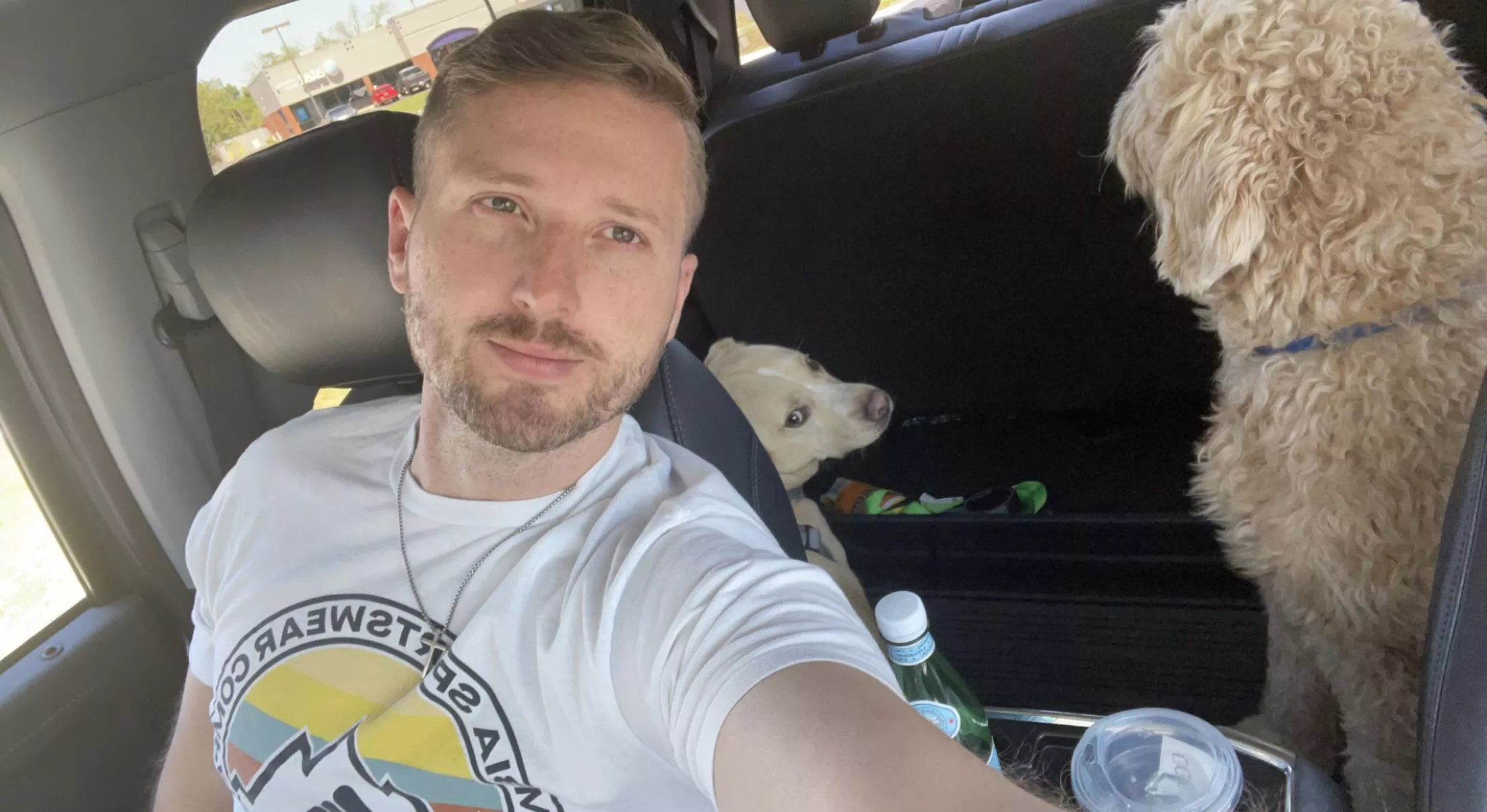 Road trip with the pups posted by blizzlebizzle