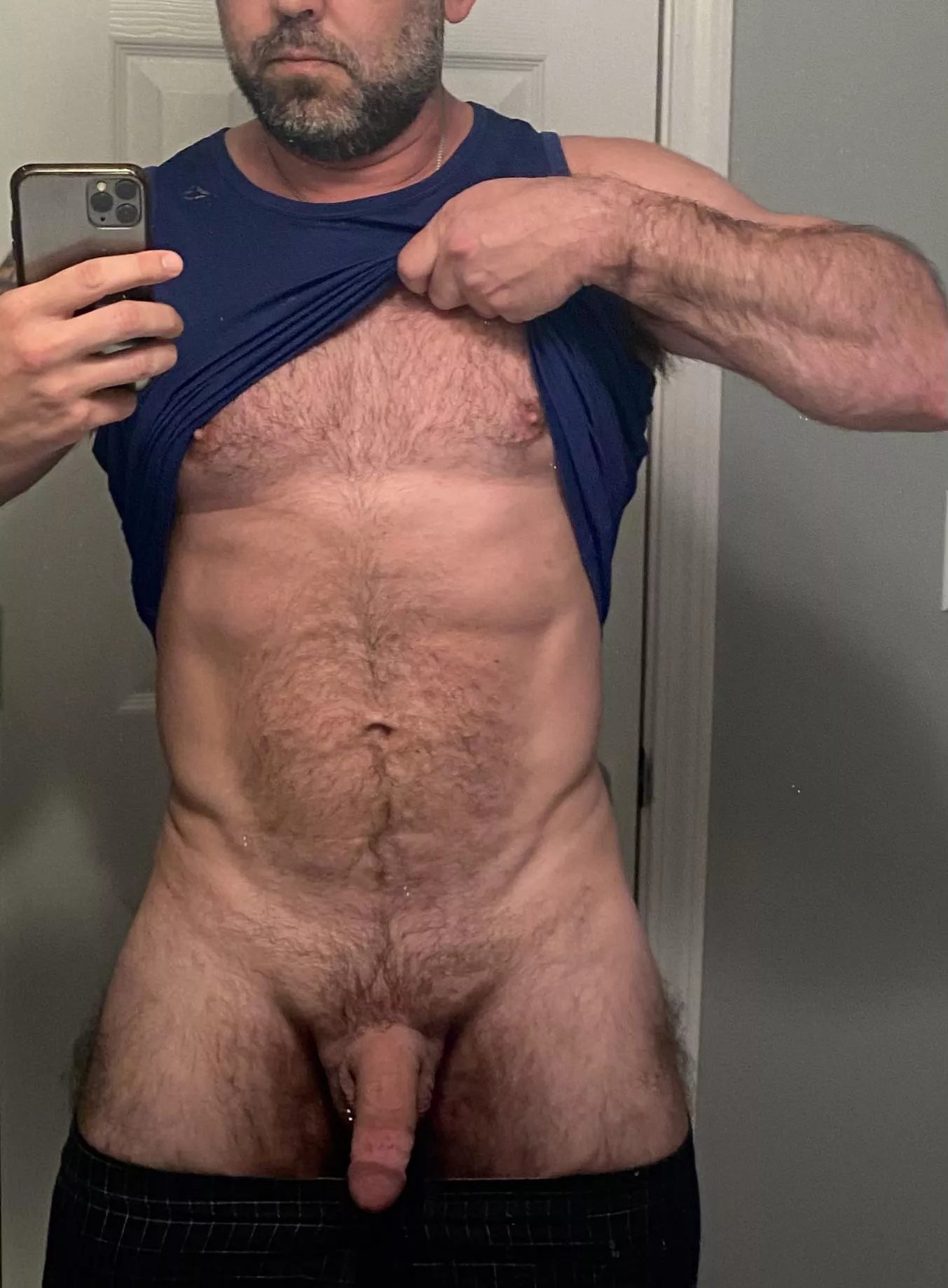 Snuck away. I would love to make your dad fantasy cum true[44] posted by aquasunlight31