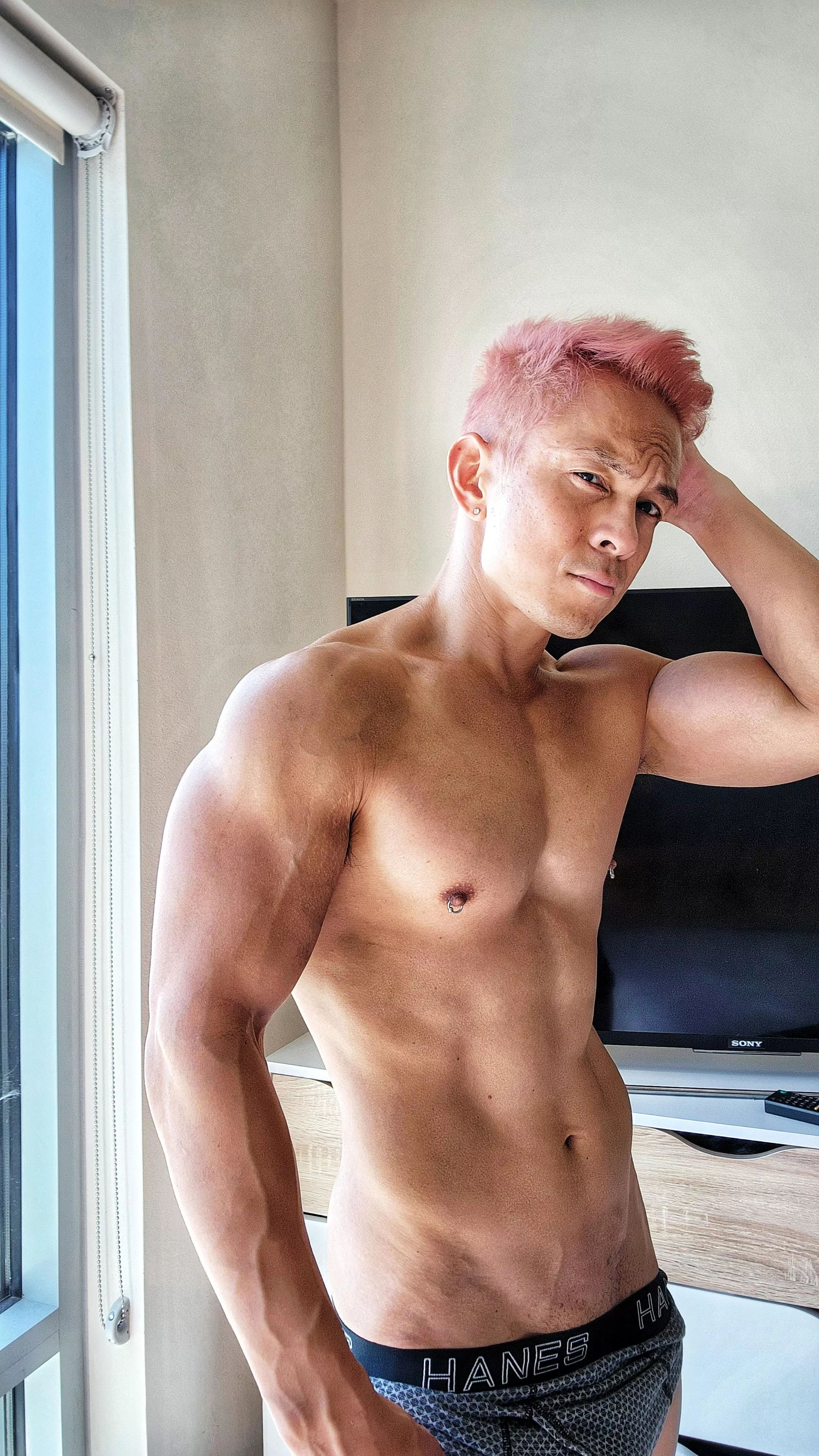 so I turned my hair pink... what do you guys think? posted by groovapooh