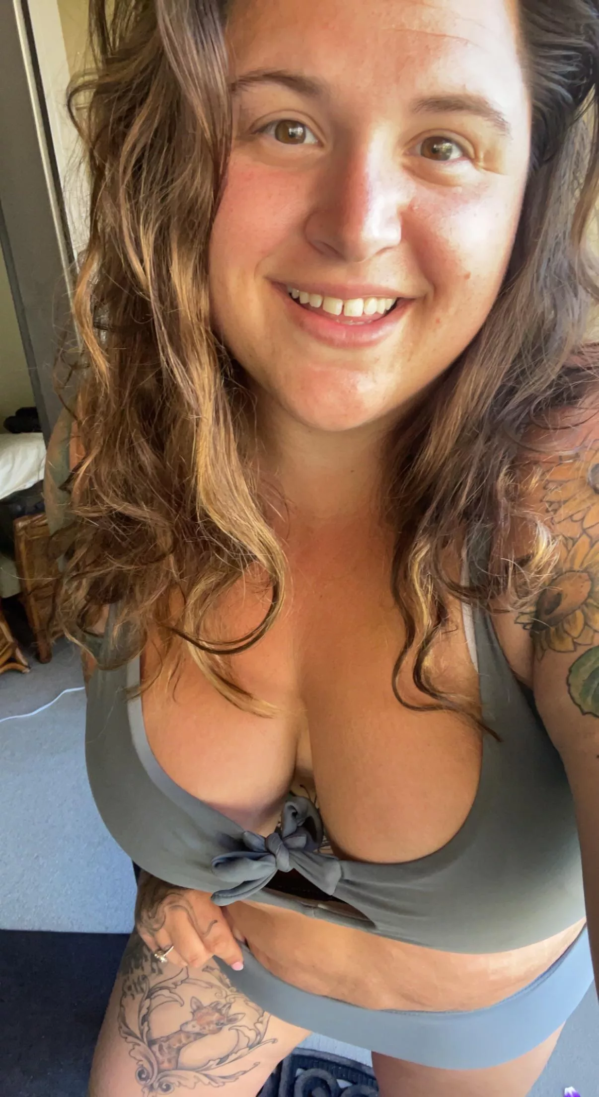 soaking up all this vitamin D! posted by handful_heather420