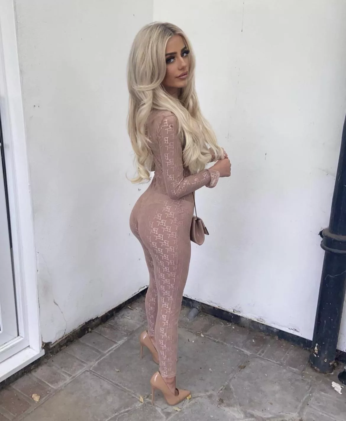 Teen chav Molly posted by CumTributeGuy222