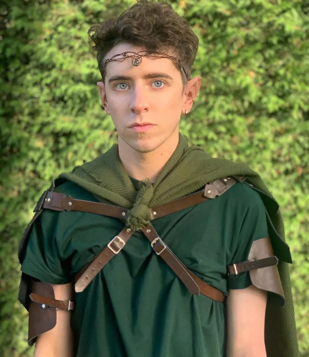 Throwback to when I dressed up as an elf one time… 🧝🏹🌲 posted by haghasarrived