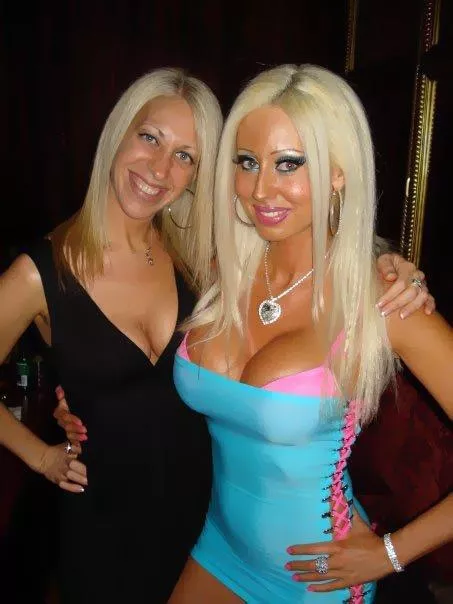 Typical Night Club Bimbo! posted by CreamKing666