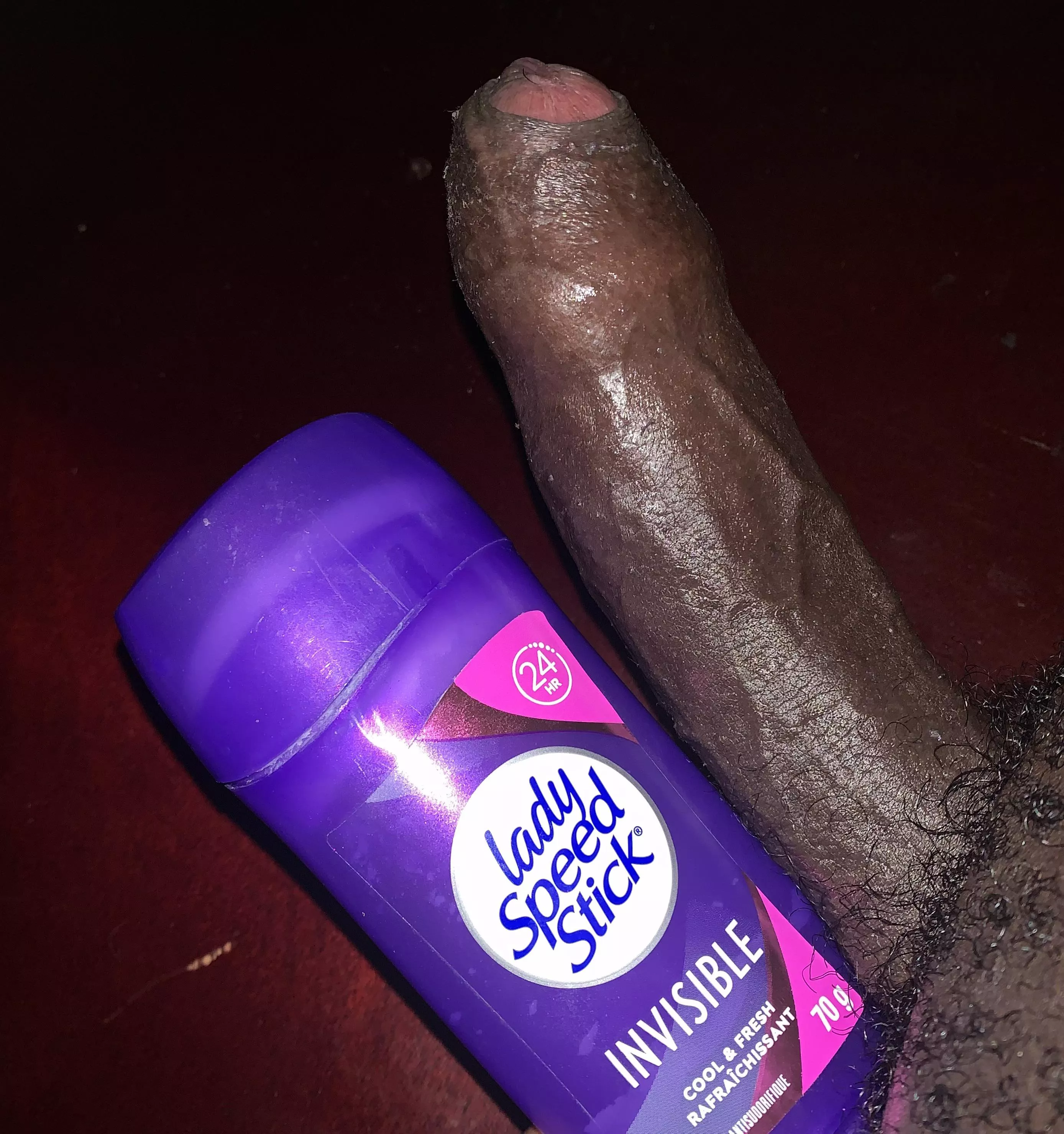 Uncut dick vs Women's deodorant [19] posted by LatexLaces