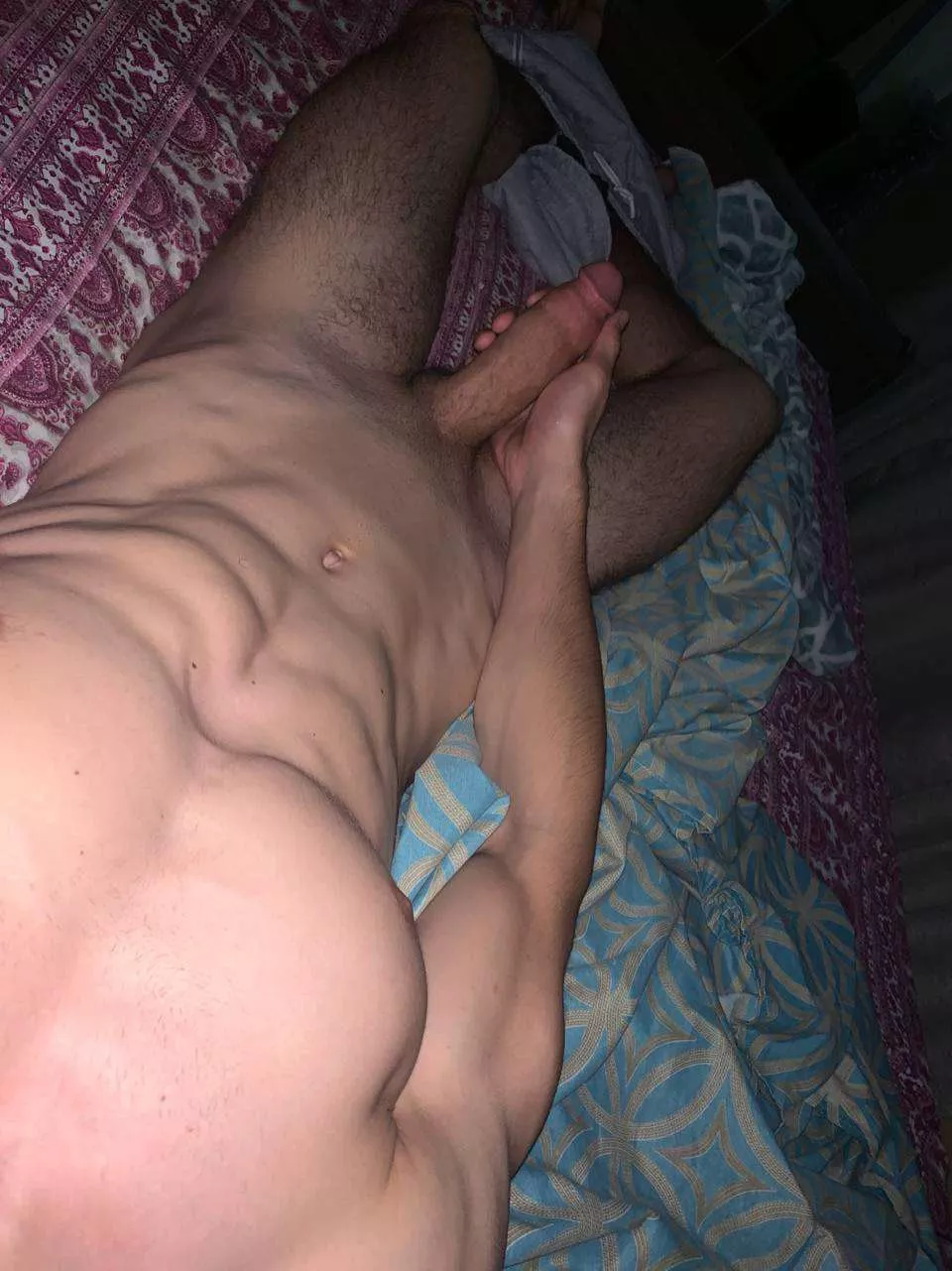 Wanna cum next to me?ðŸ˜ posted by fitmthatliftss