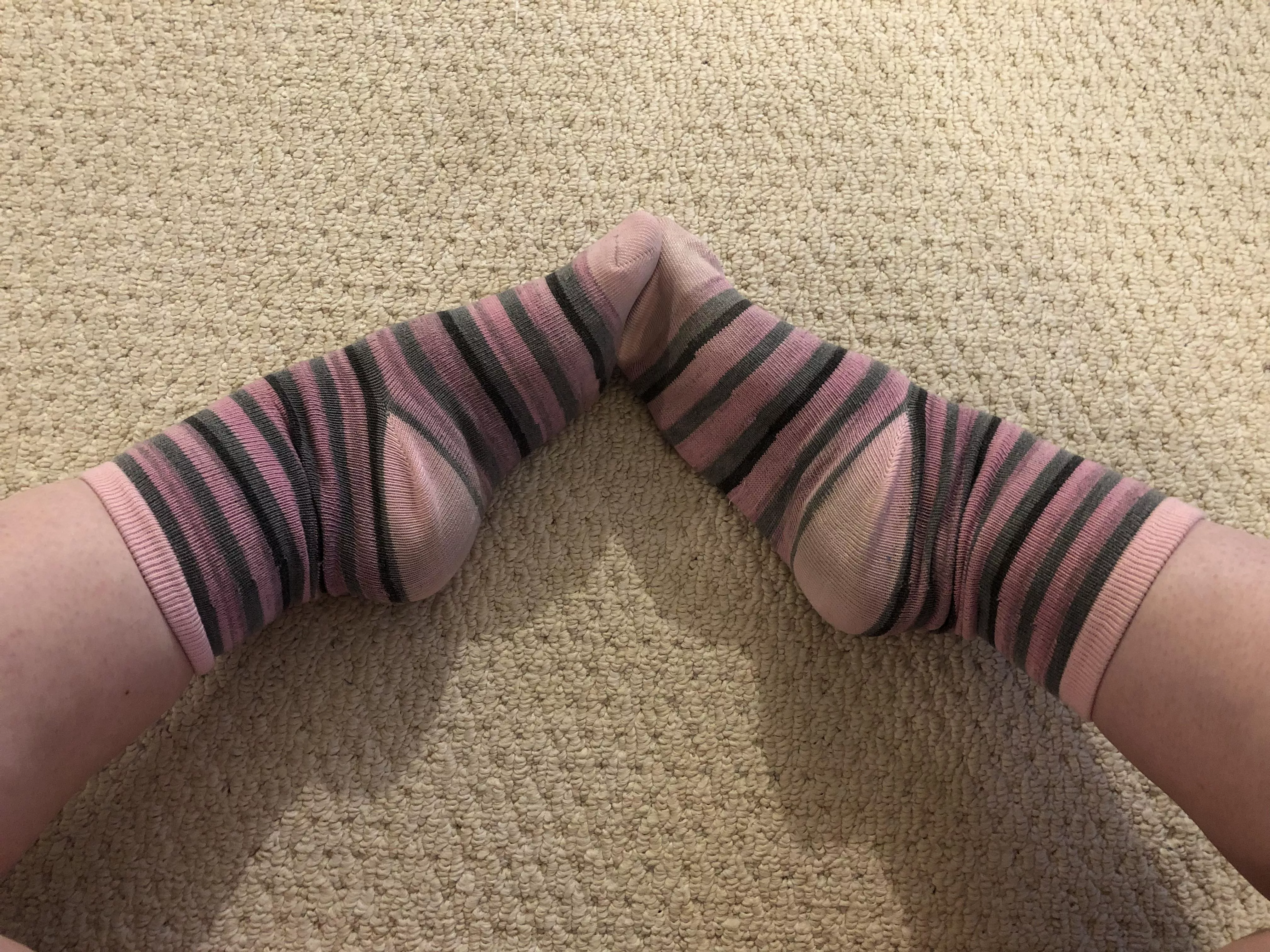 Want to see my pink… socks? (F) posted by CupcakeTootsie