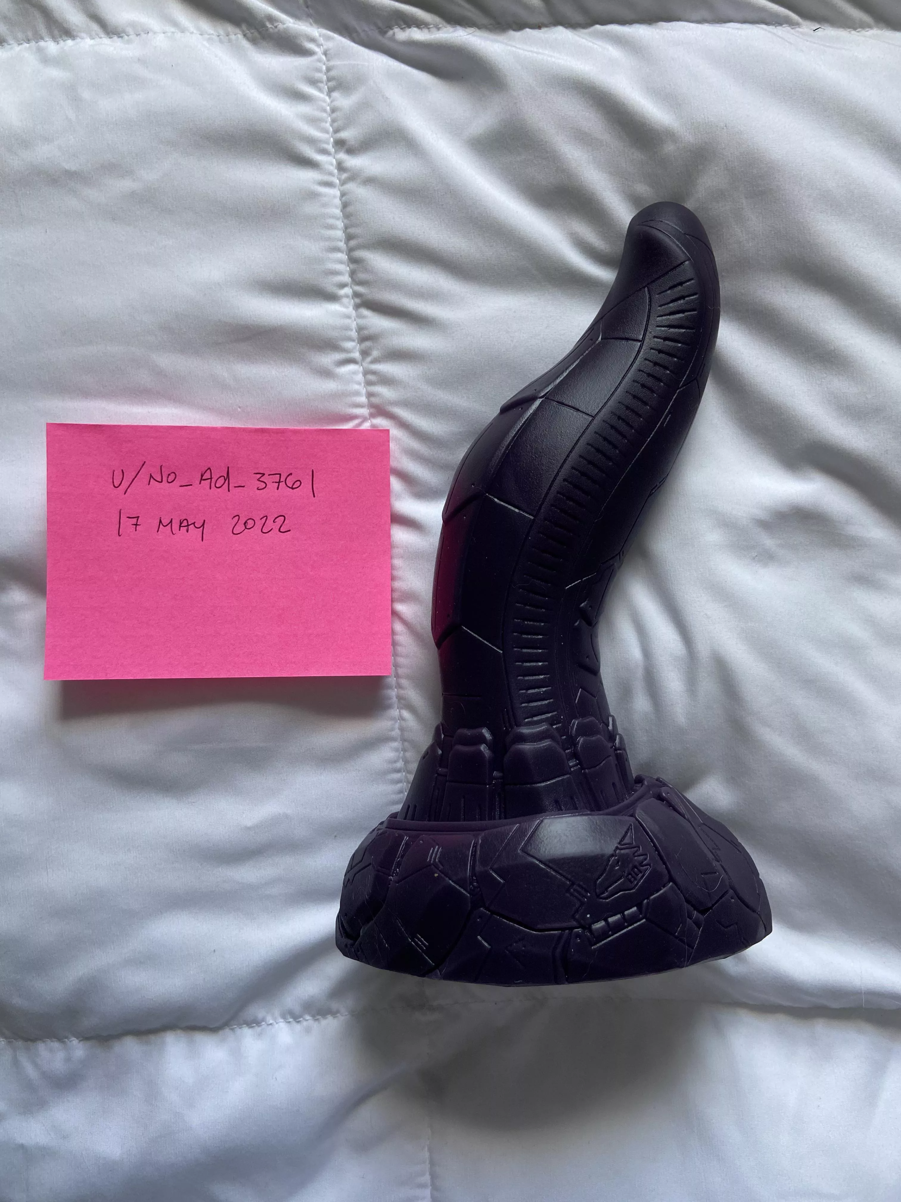 [WTS] [USA] small, medium firmness plum colored Habu, from house with cats and untraceable smoke posted by No_Ad_3761