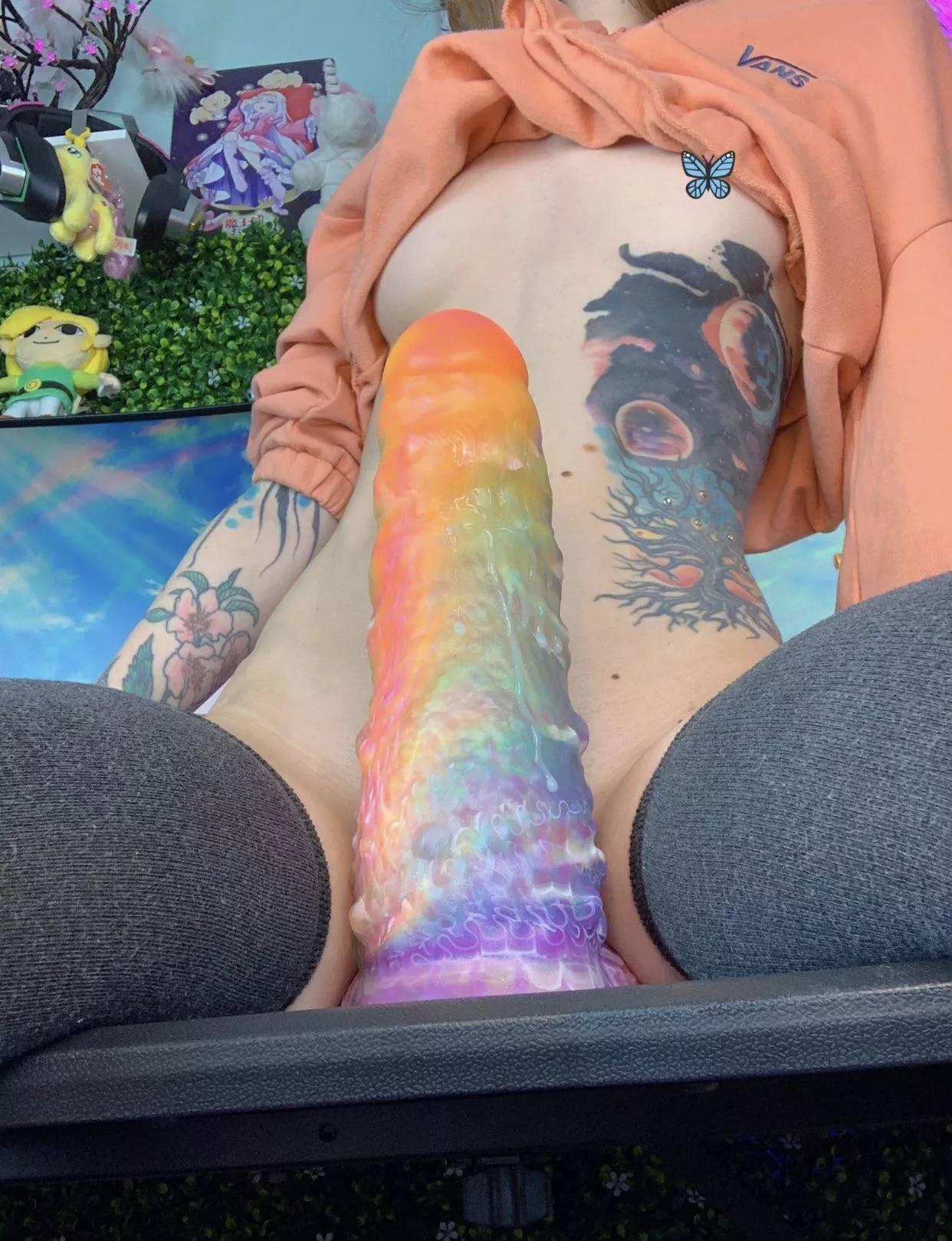 XL fun 🥰 posted by celestialpuddlez