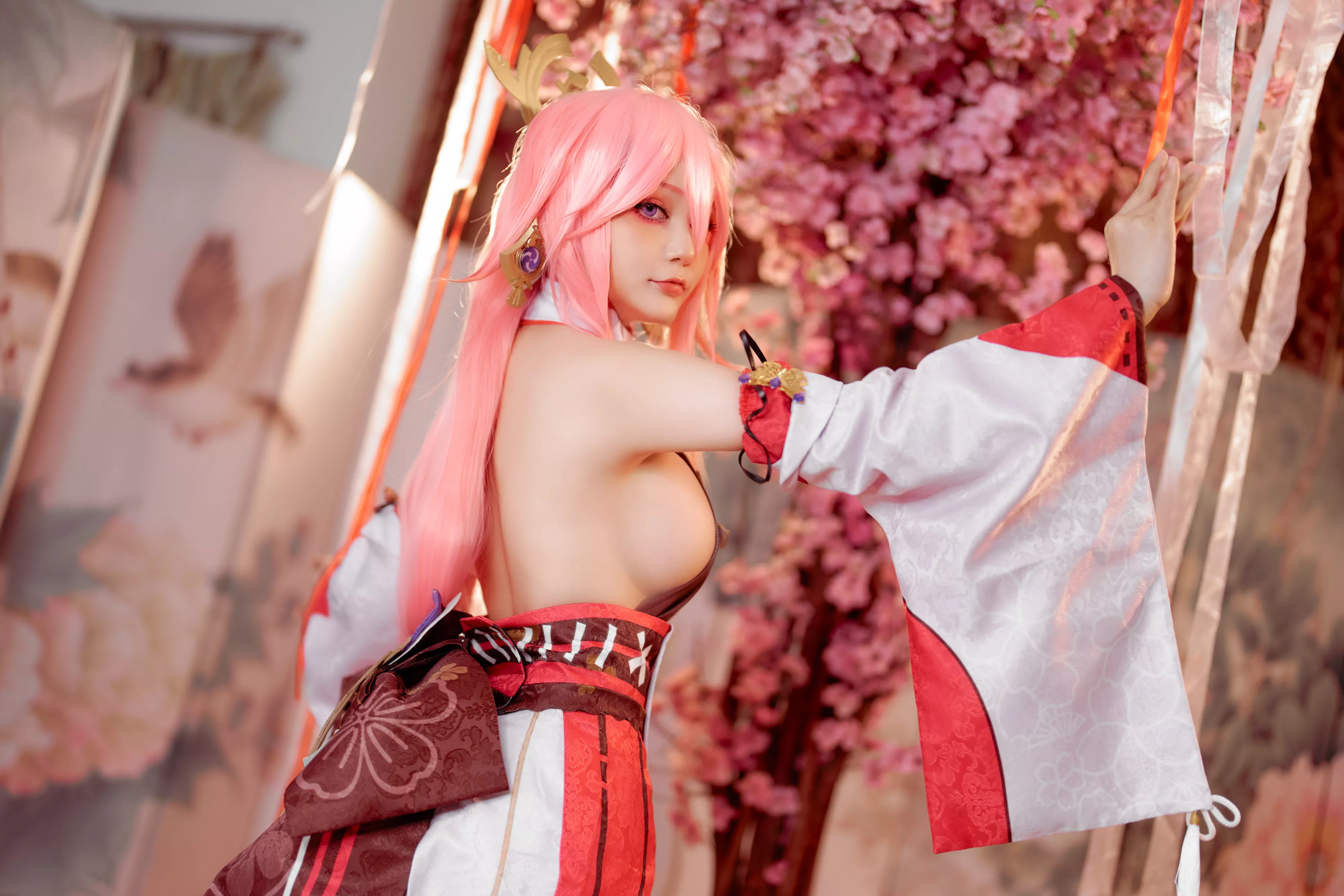 Yae Miko by Joyce Lin2x posted by krinolinika