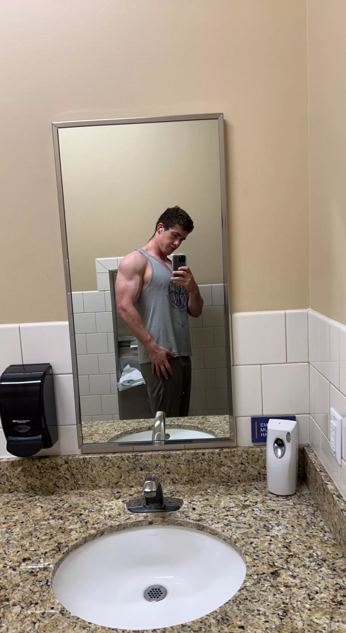 You like guys with big arms? posted by Jackpackage71