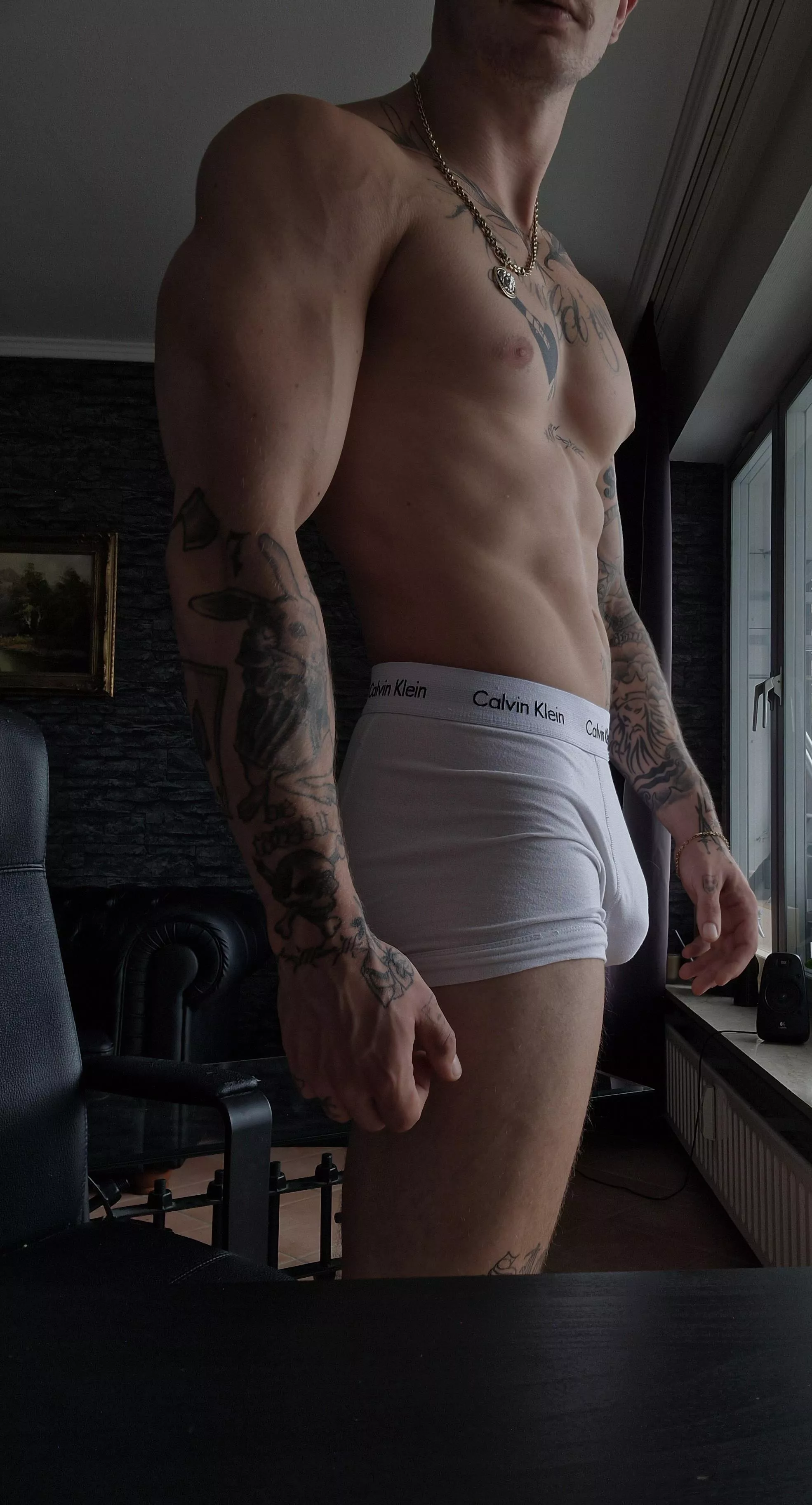 White calvin's 😉 posted by SlutmakerKarl