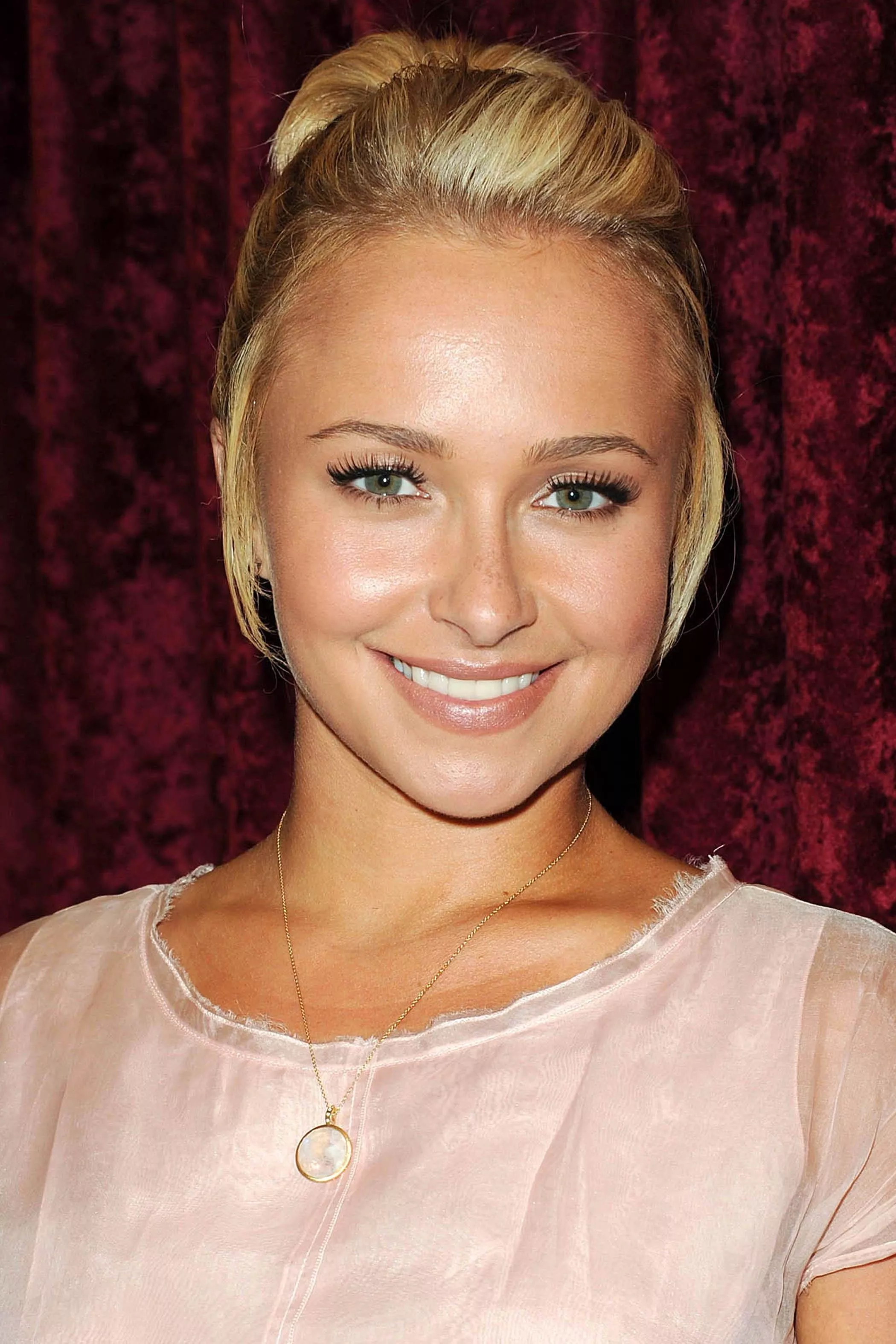 Hayden Panettiere nudes | GLAMOURHOUND.COM