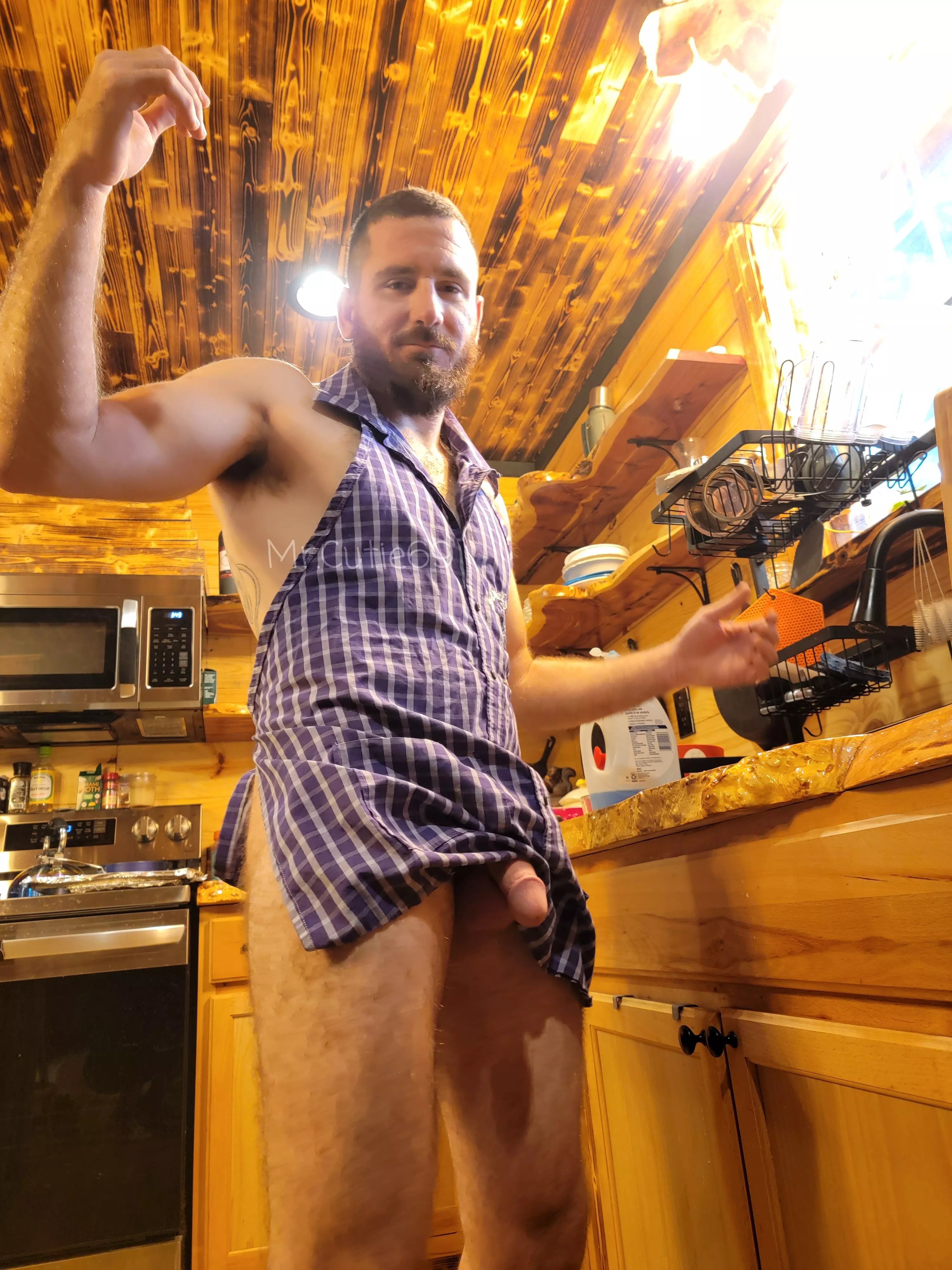 Want me to do these dishes? posted by Mrcutie69