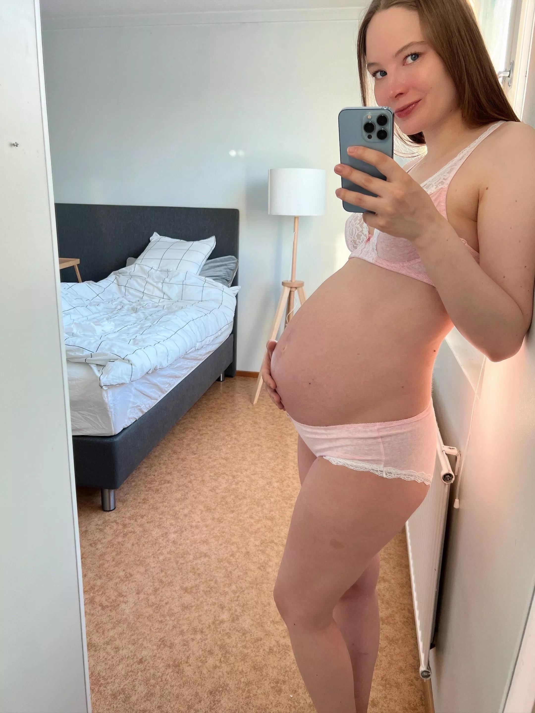 I think pregnancy makes me sexier posted by FutureMilfSophia