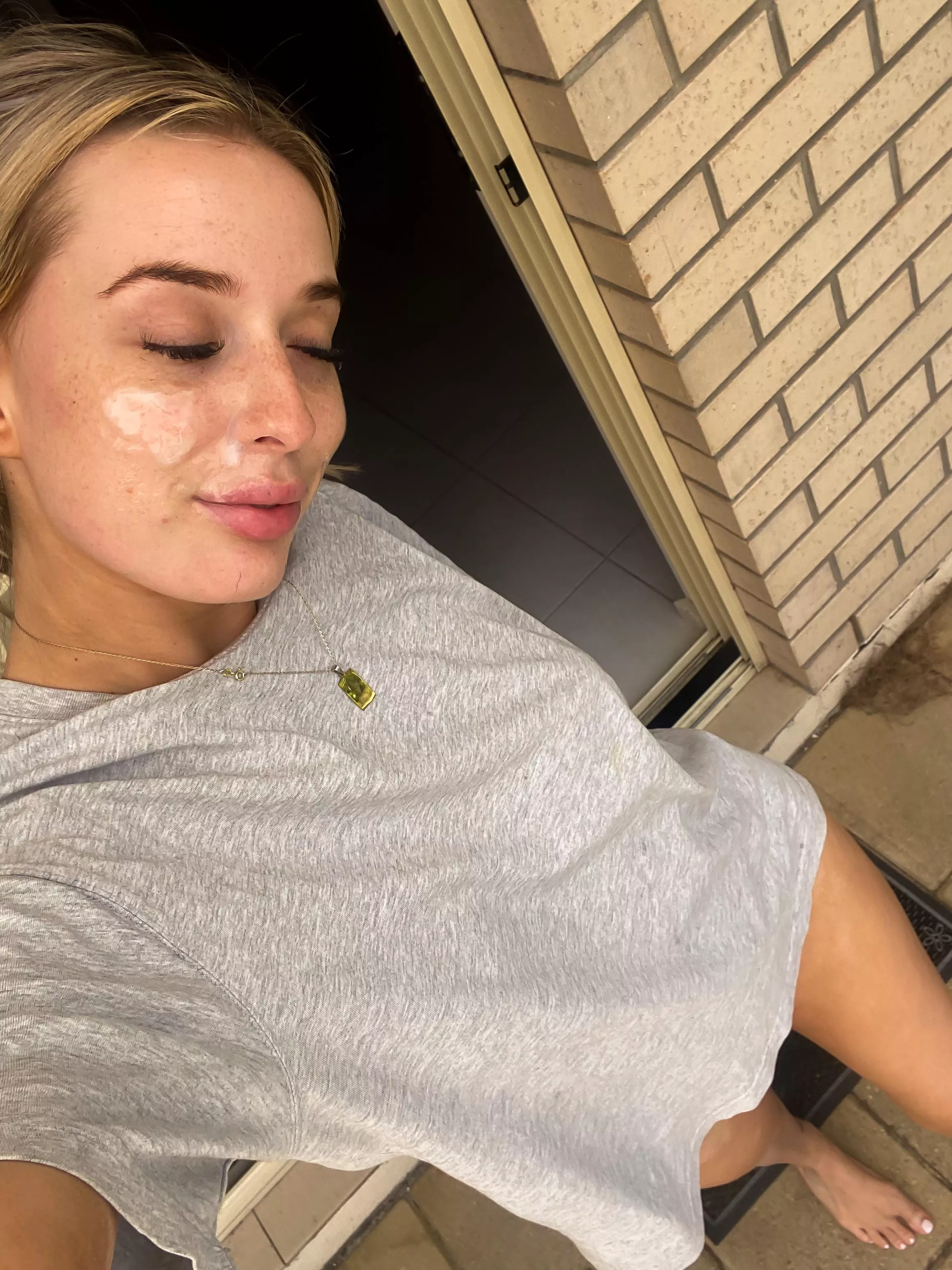 Happiest when cumshots received posted by babyceeceexo