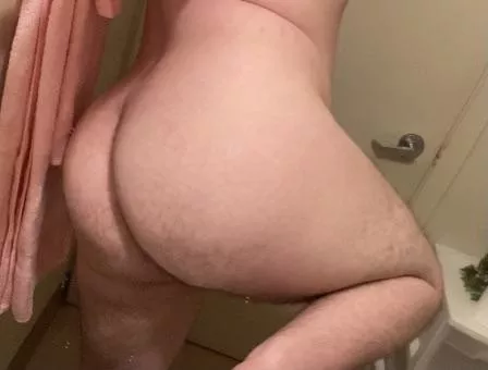 🍑🍑 posted by THICC_Sub