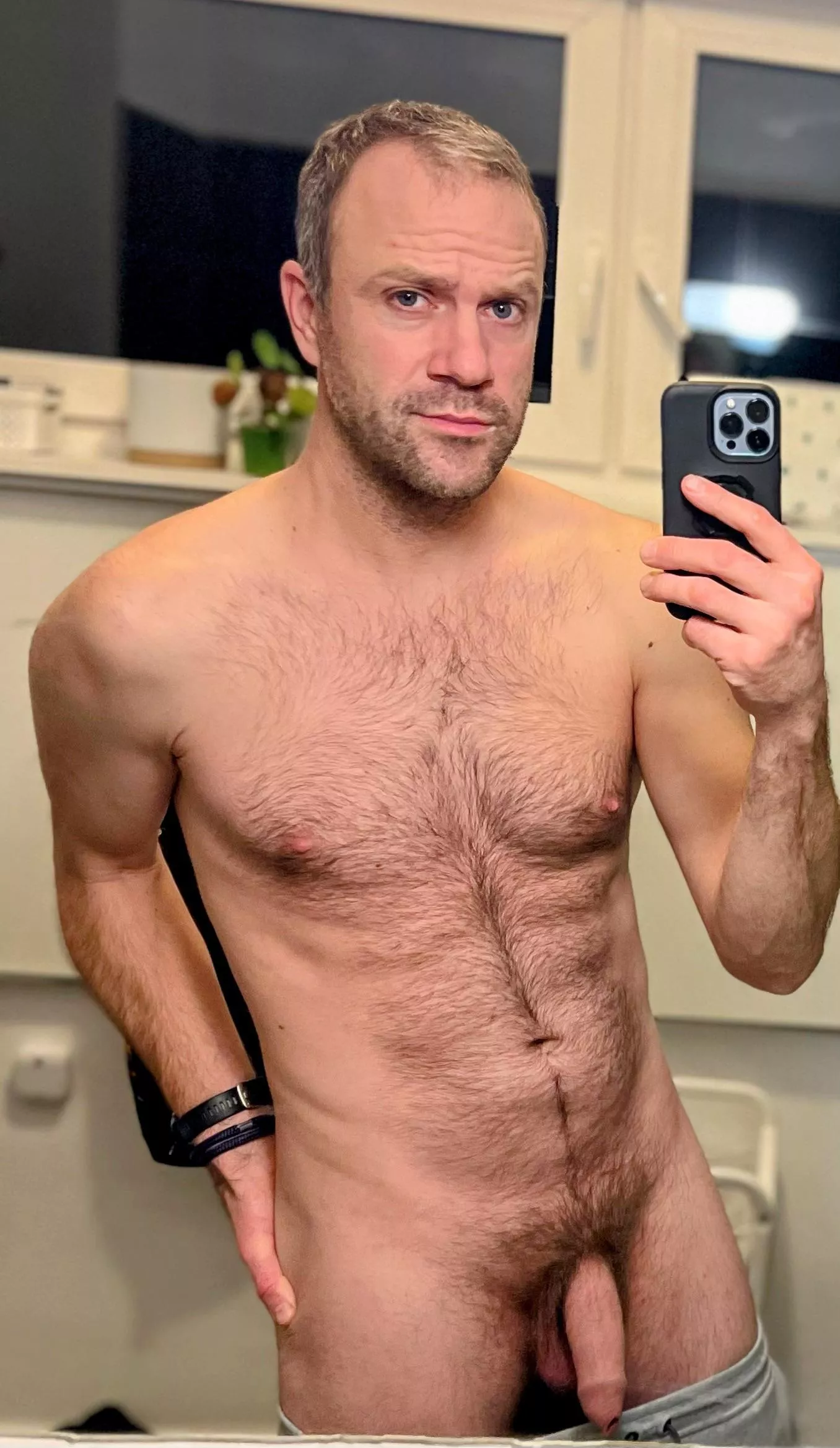 11 years since I last posted here. I’m all dad-bod now :) posted by hunglikeachimp