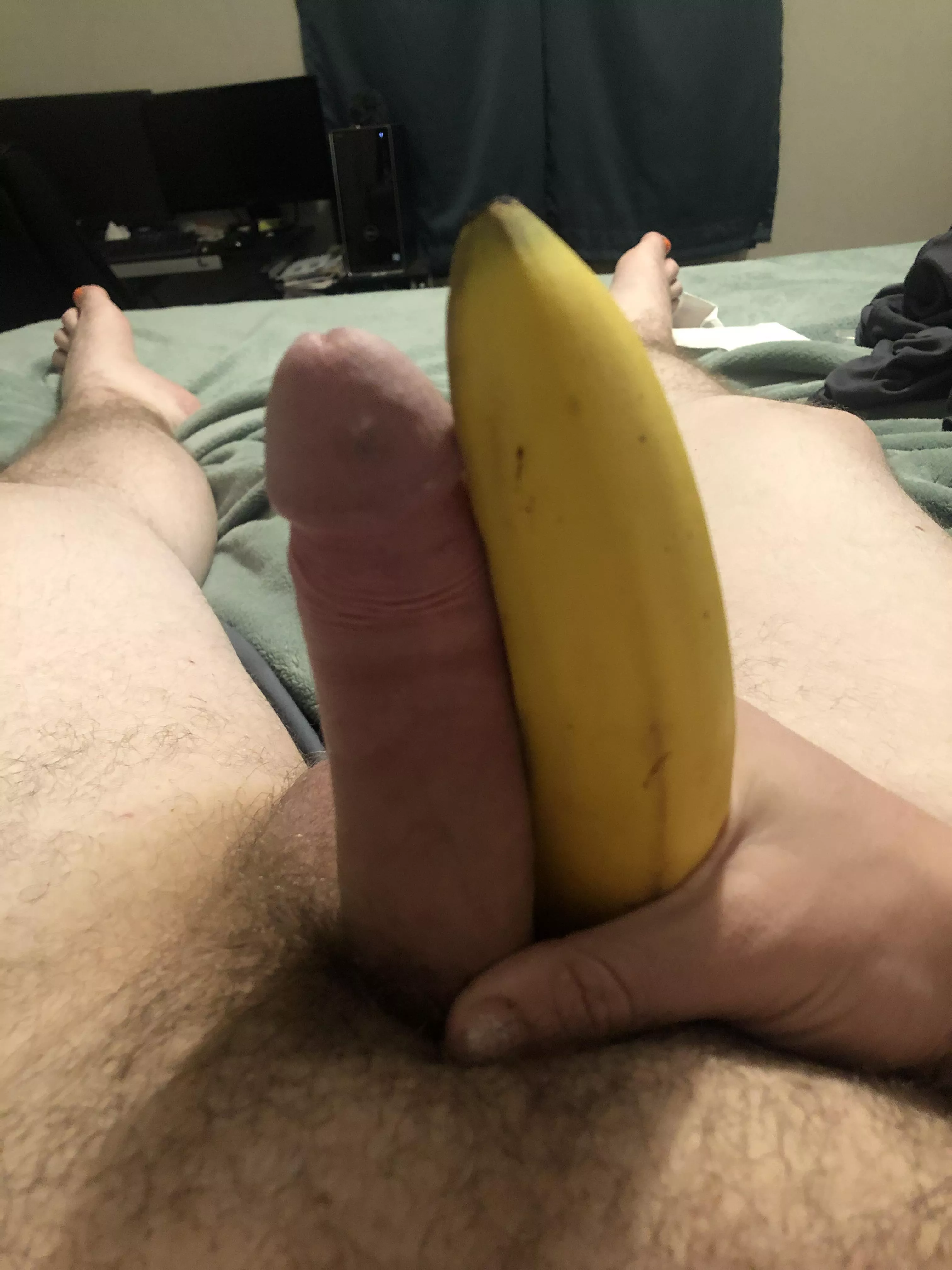 1-10 and be honest banana or the dick? Banana will hurt I’m gentle posted by Embarrassed_Engine31