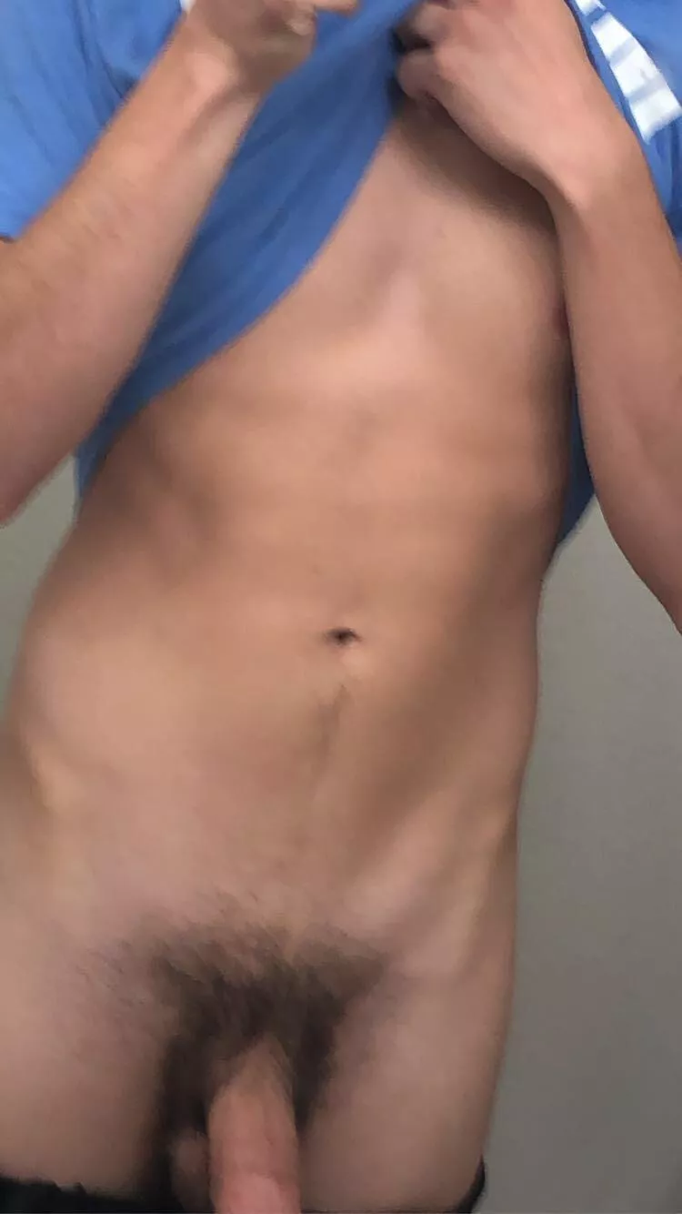 18 in ax looking for fwb posted by Soft_Significance295