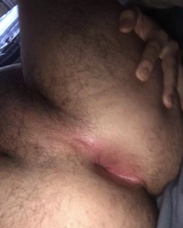 18 virgin . Down to do anything I’ll be your cumslut . SE England posted by Particular_Invite_61