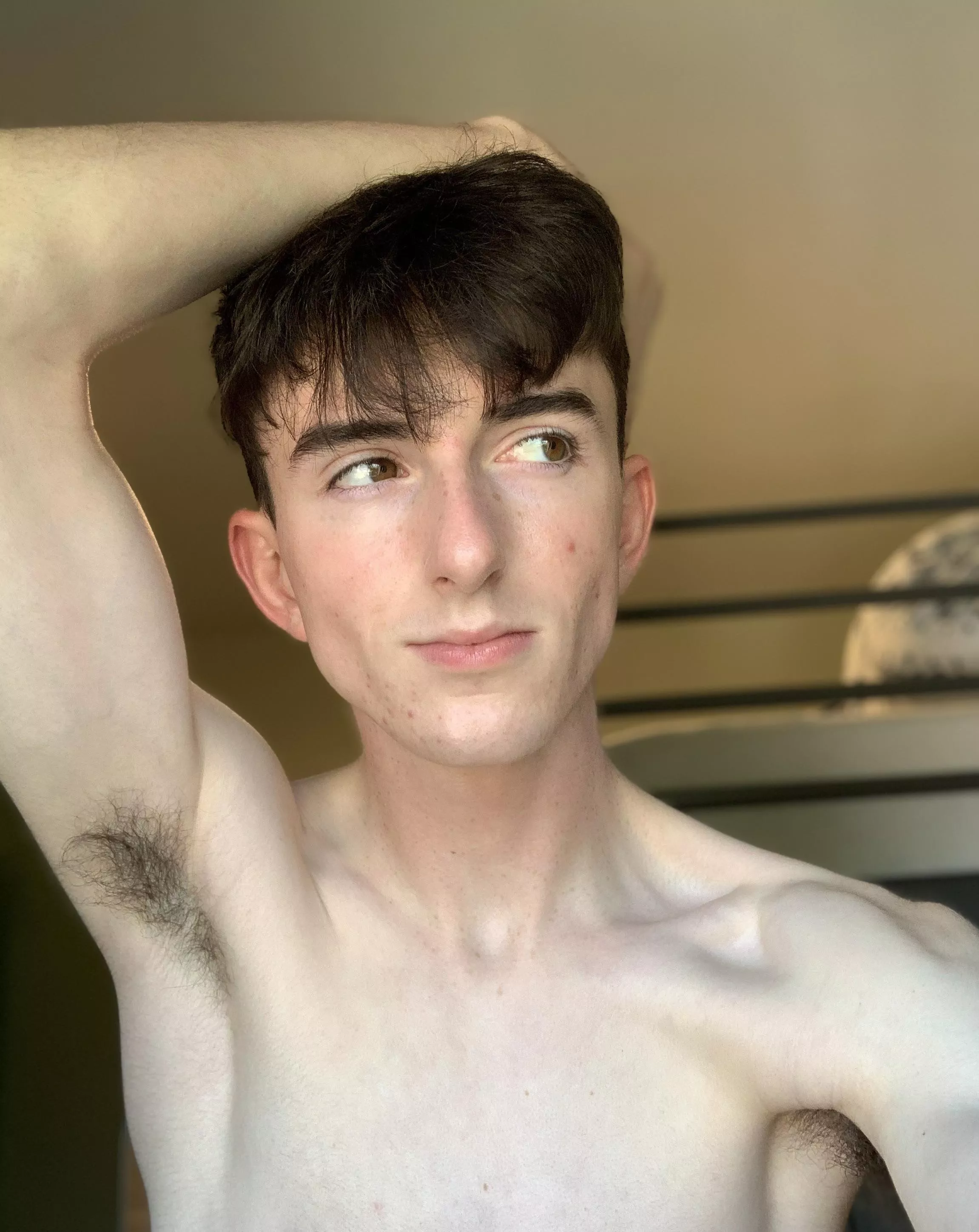 (18M) Anyone have any music recommendations? ðŸ˜¶ posted by Gaymer-Twink