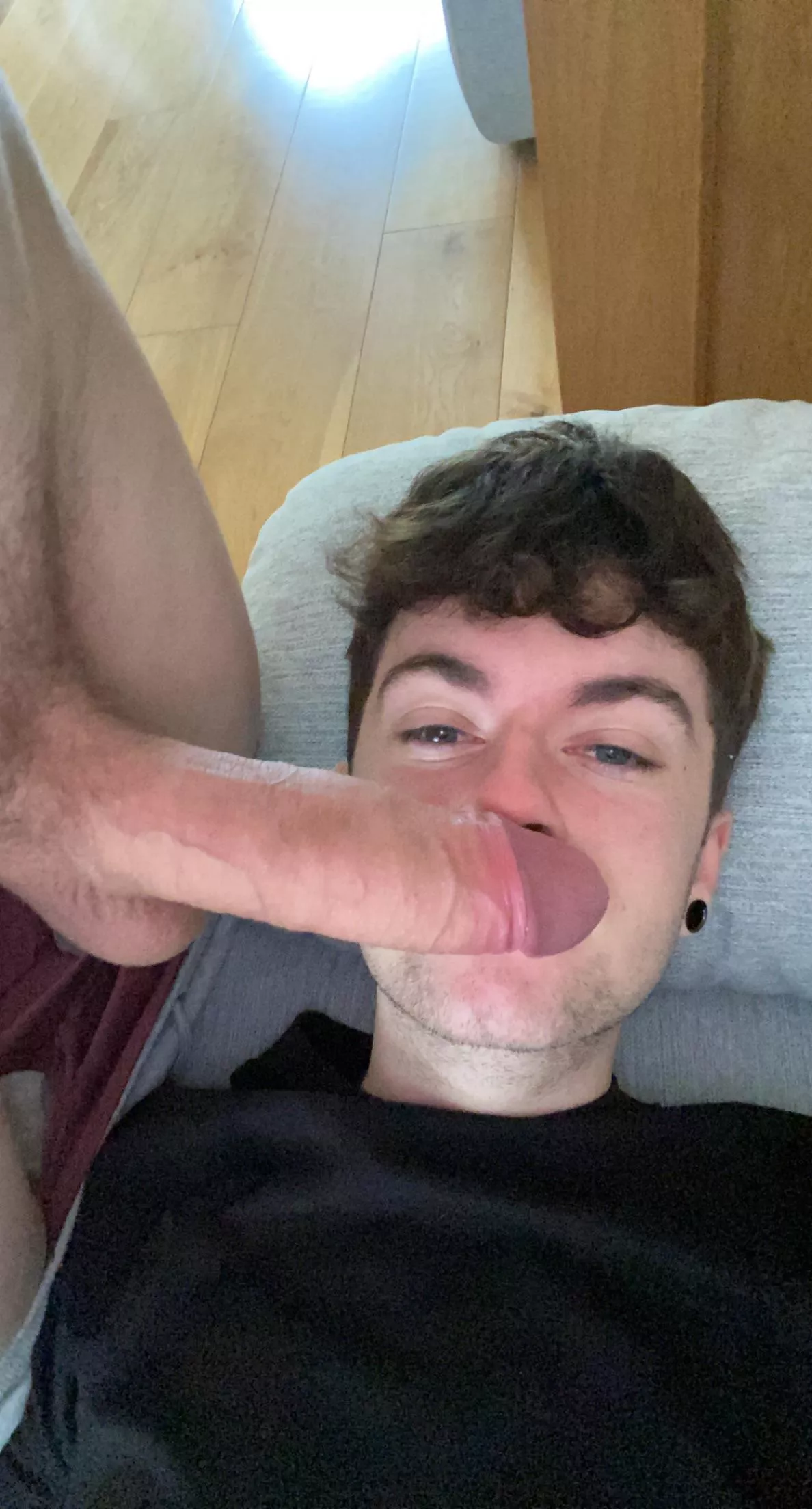 19, I love my daddy’s big cock on my face😈 just inhaling it posted by Smoothsubbottom