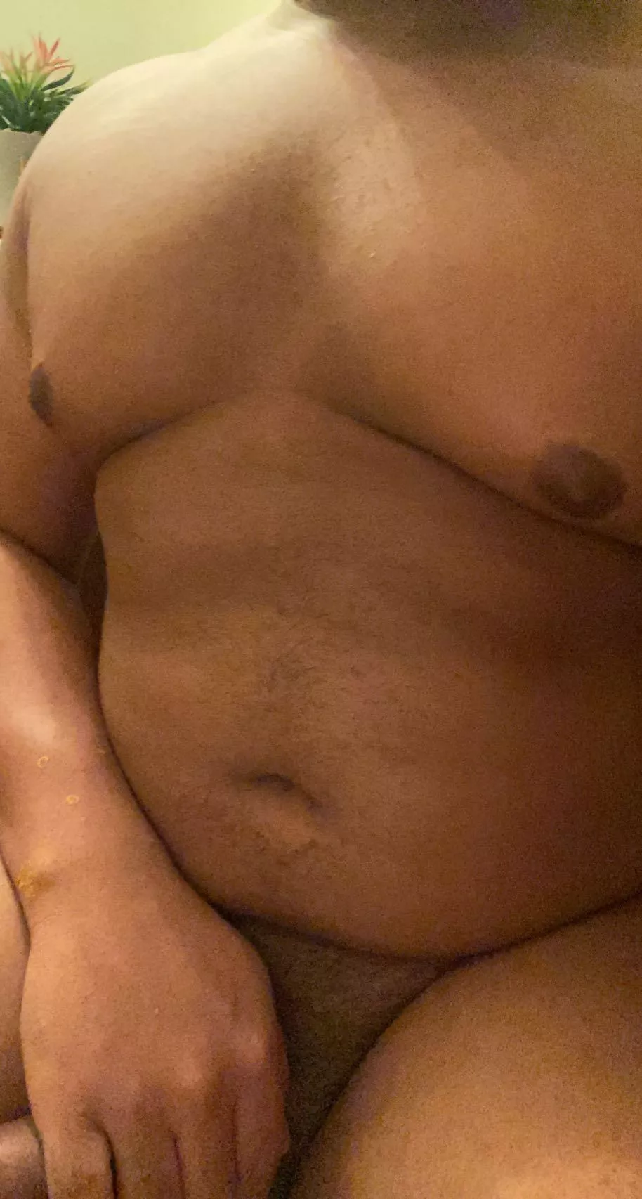 19 M horny chub looking for other chubs and super chubs to jerk off live with on snap so if youâ€™re a horny chub or super chub add my snap : yhungmacc01 posted by Downlowchub