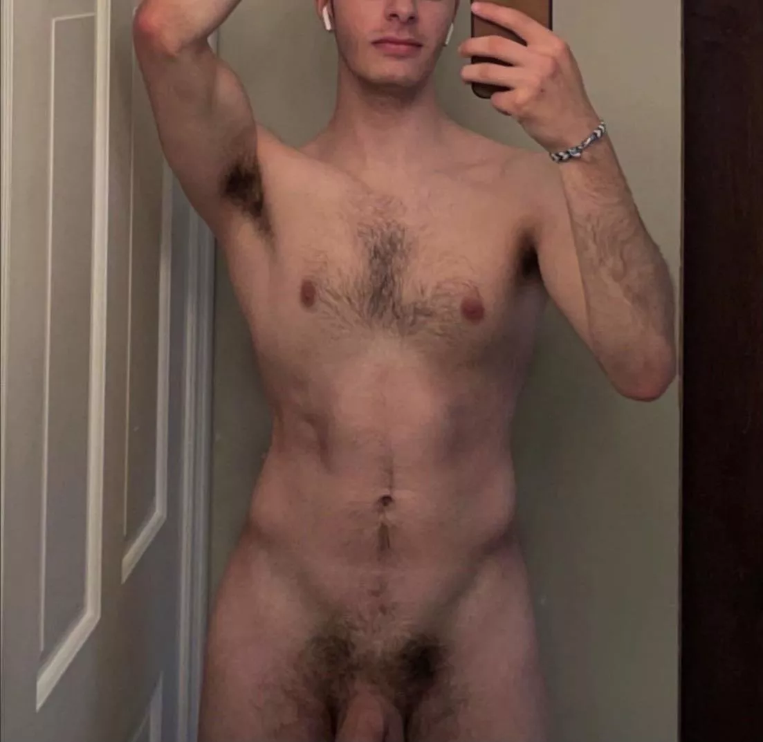 [19] Need a shower buddy after a long and hard rugby match… any takers? posted by funassthrowaway