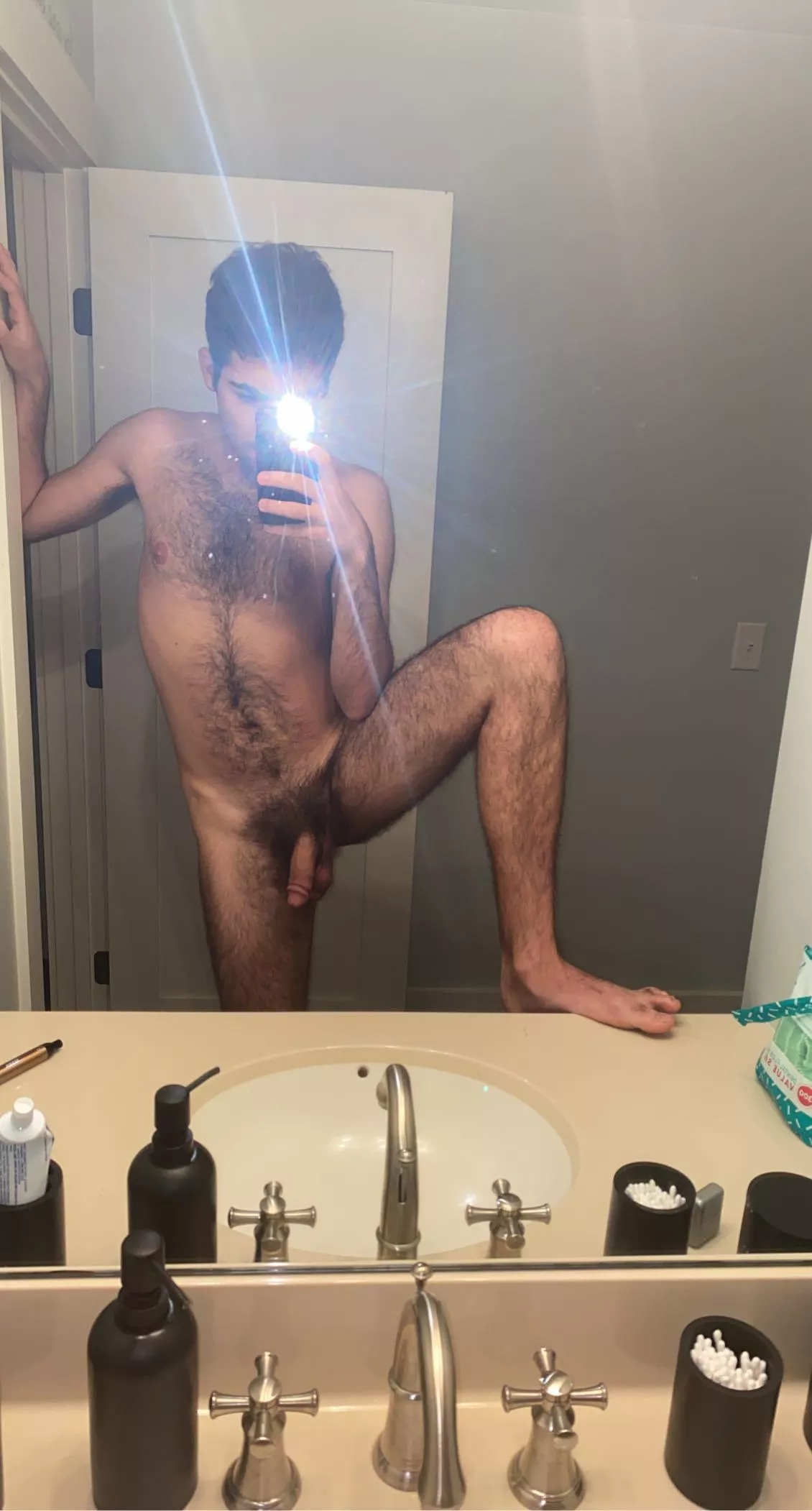 19 usa hairy ijuty5580 posted by AdStunning1001