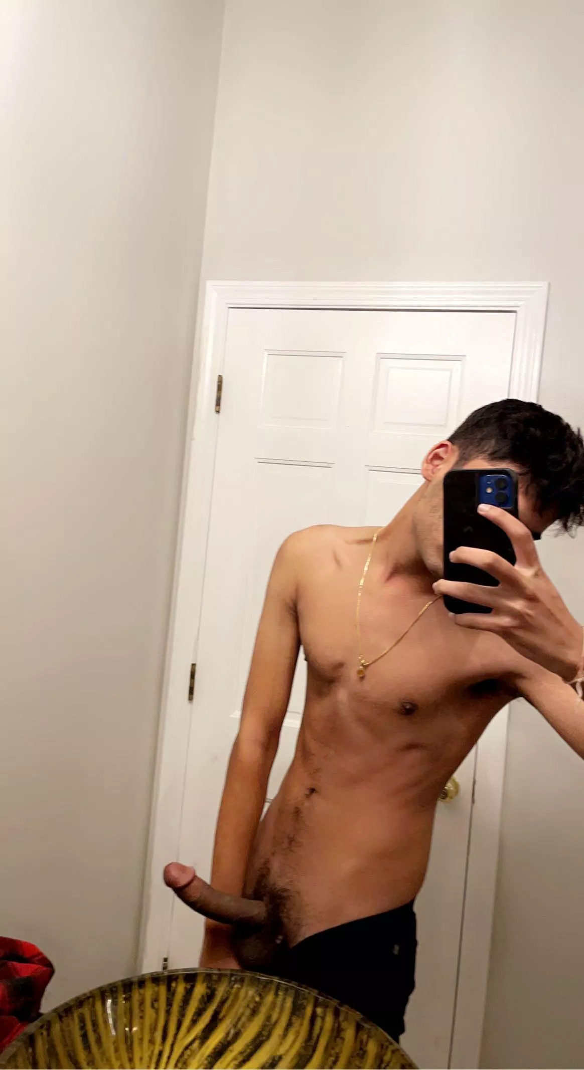 19, who wants a custom vid?😈Any and all kinks welcome including edging, milking, post orgasm torture, denial, etc 🥵. Add alexj0216 posted by Foreign_Cell_1911