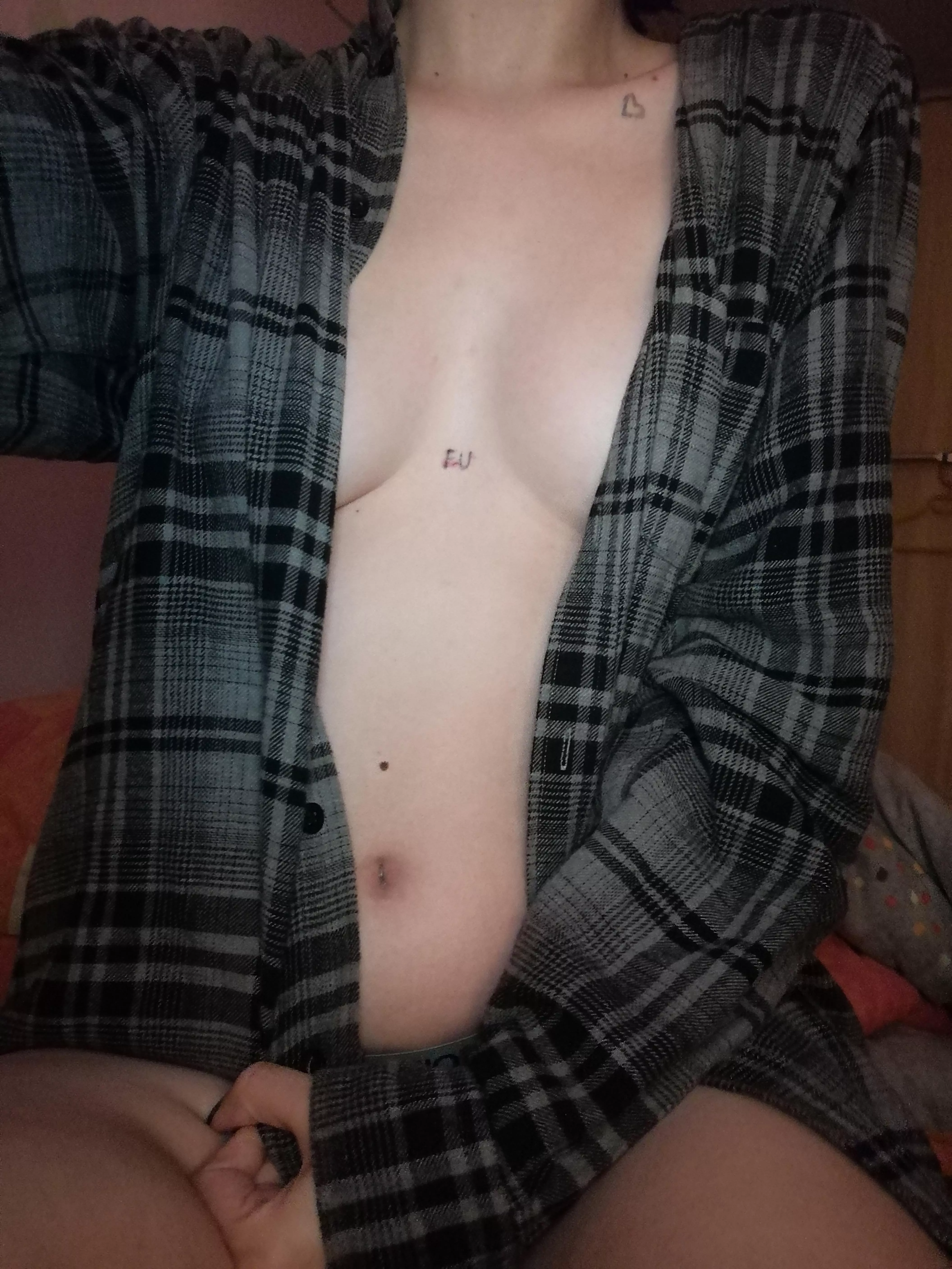 19 y/o amateur, link below <3 posted by killerqueen20318