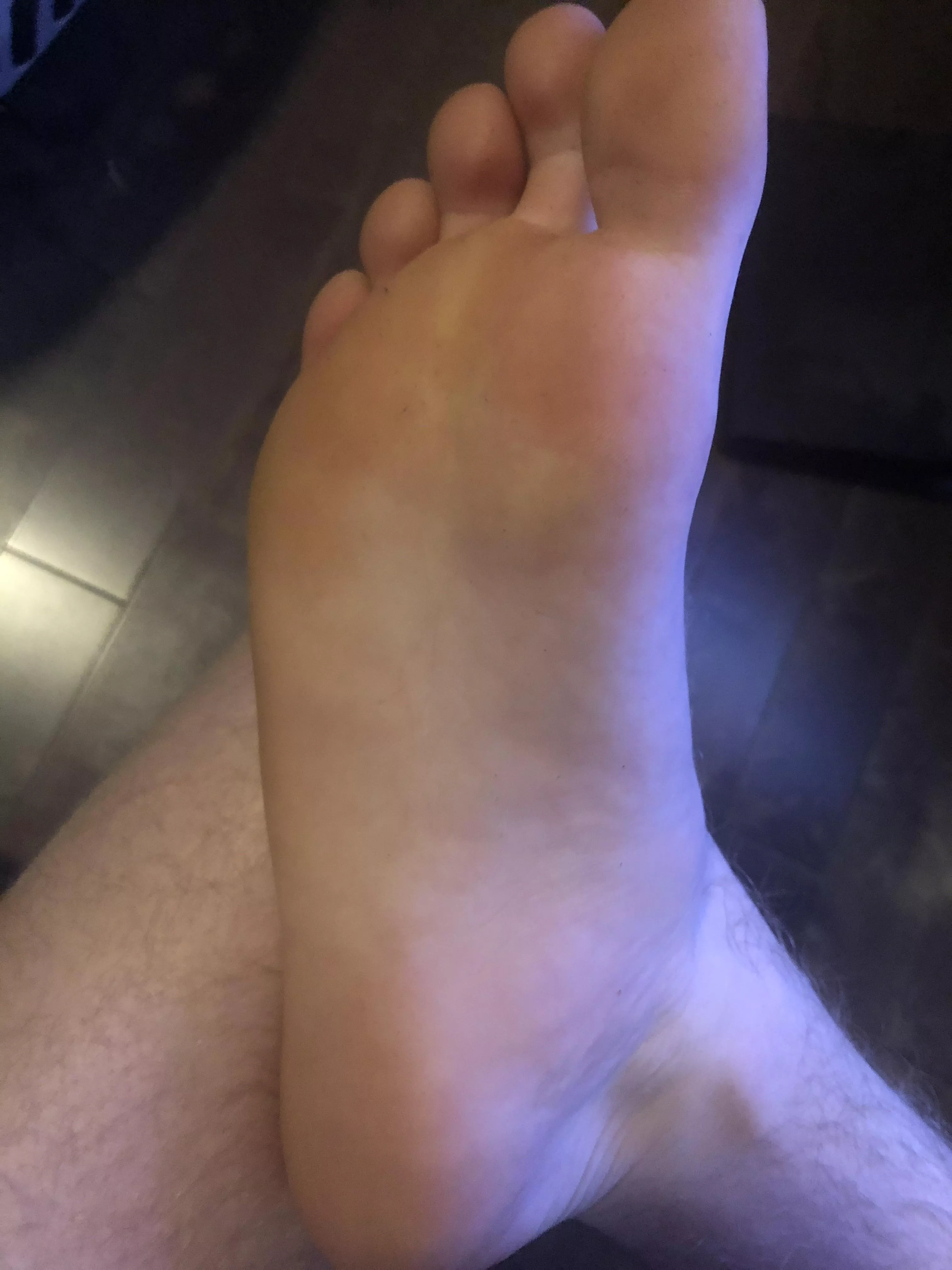 19m, make me your foot slave, love being degraded and praised, snap: @j_doe6839 posted by Freddus-Freakus