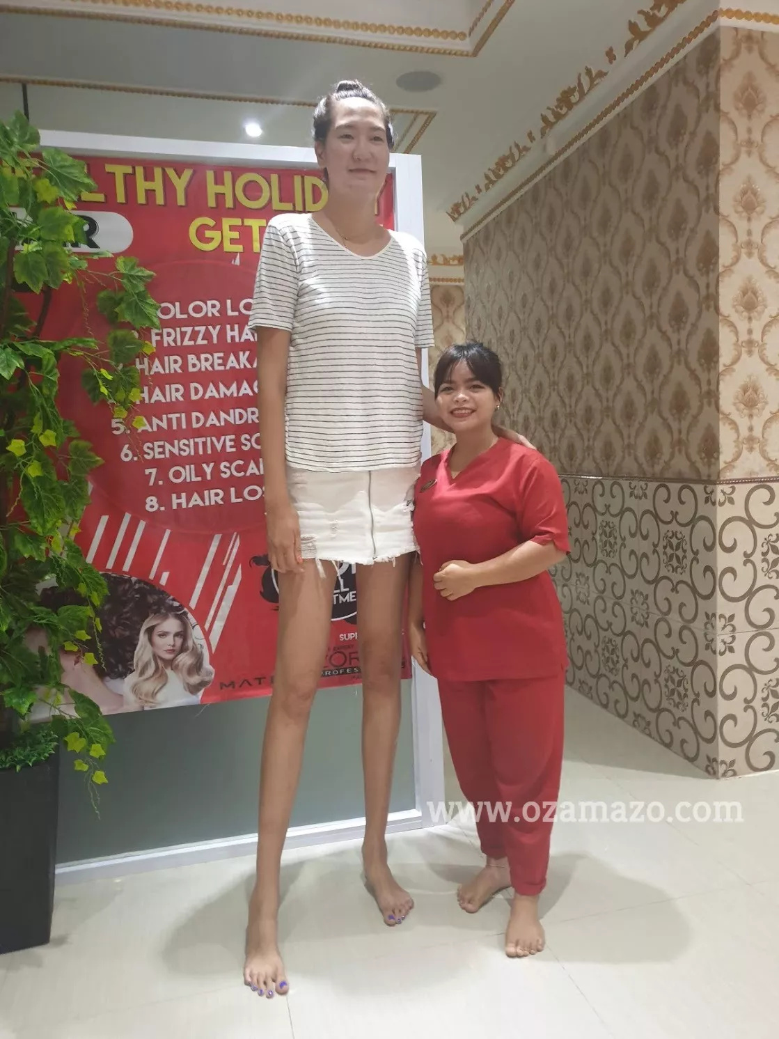 205cm Long Tall Renny in Bali (Indonesia) posted by big_cedric