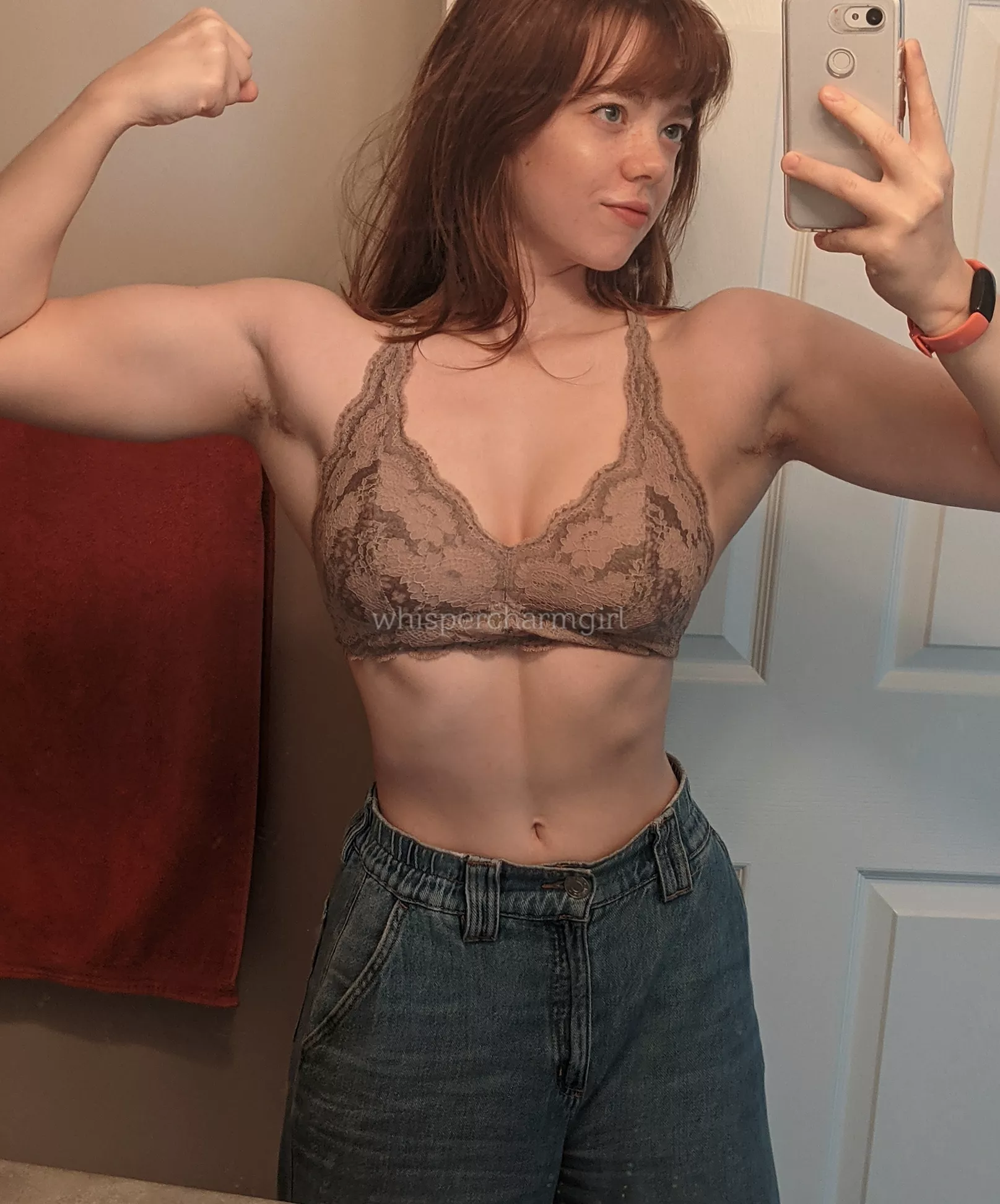 (20F) Who likes muscular girls? 😉 posted by WhisperCharmGirl