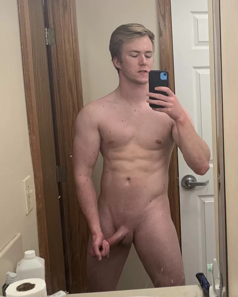 [21] hope you like, hopefully I fit here posted by Yeetlad232