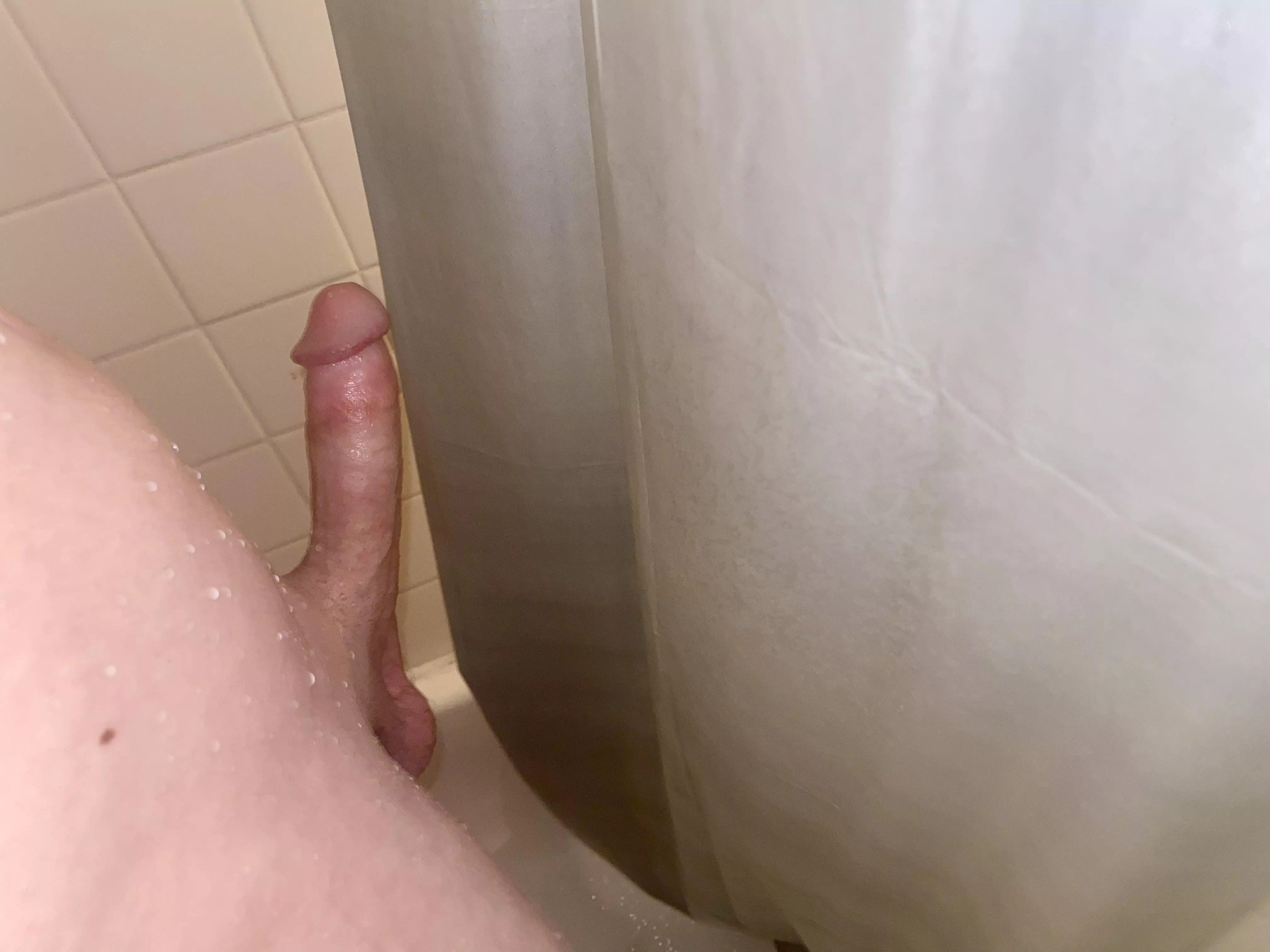 21 showering posted by Hella_bored24