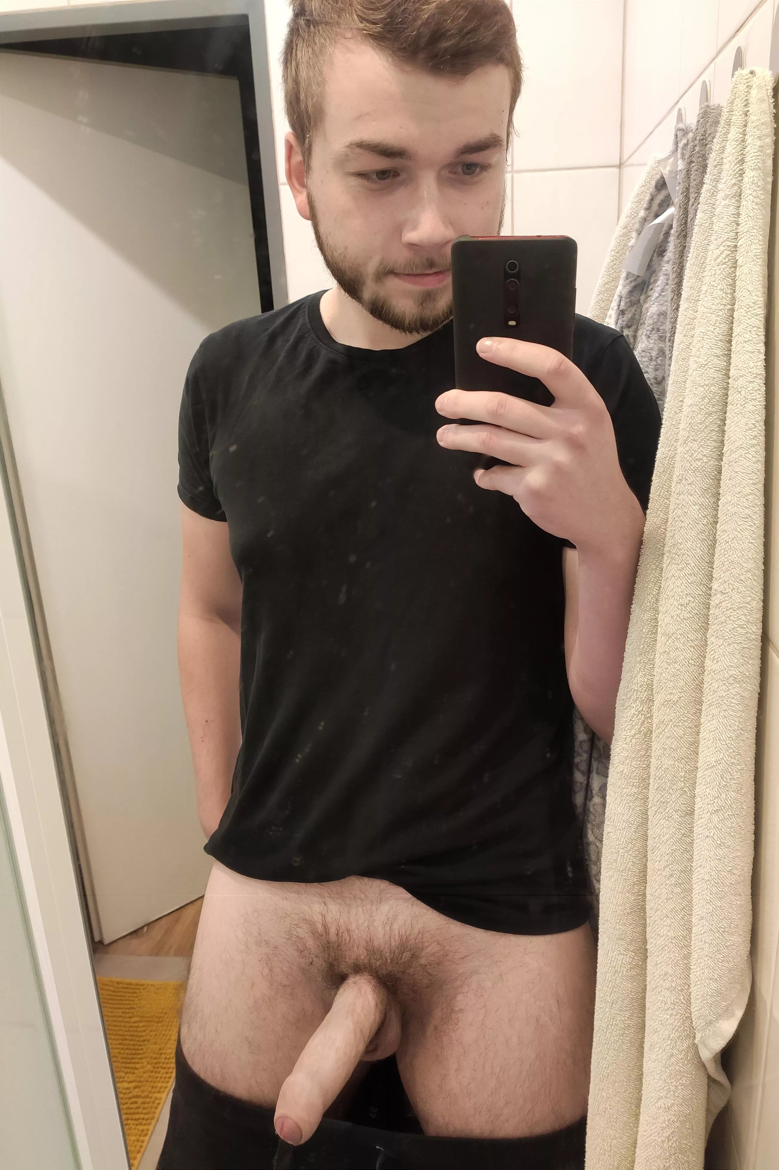 22yo uncut posted by BadReception17