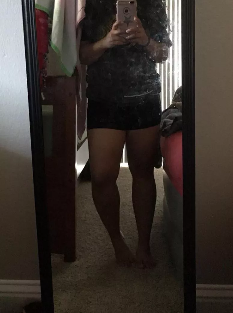 23 (F4M) looking for older White male to serve posted by BootStraight5561