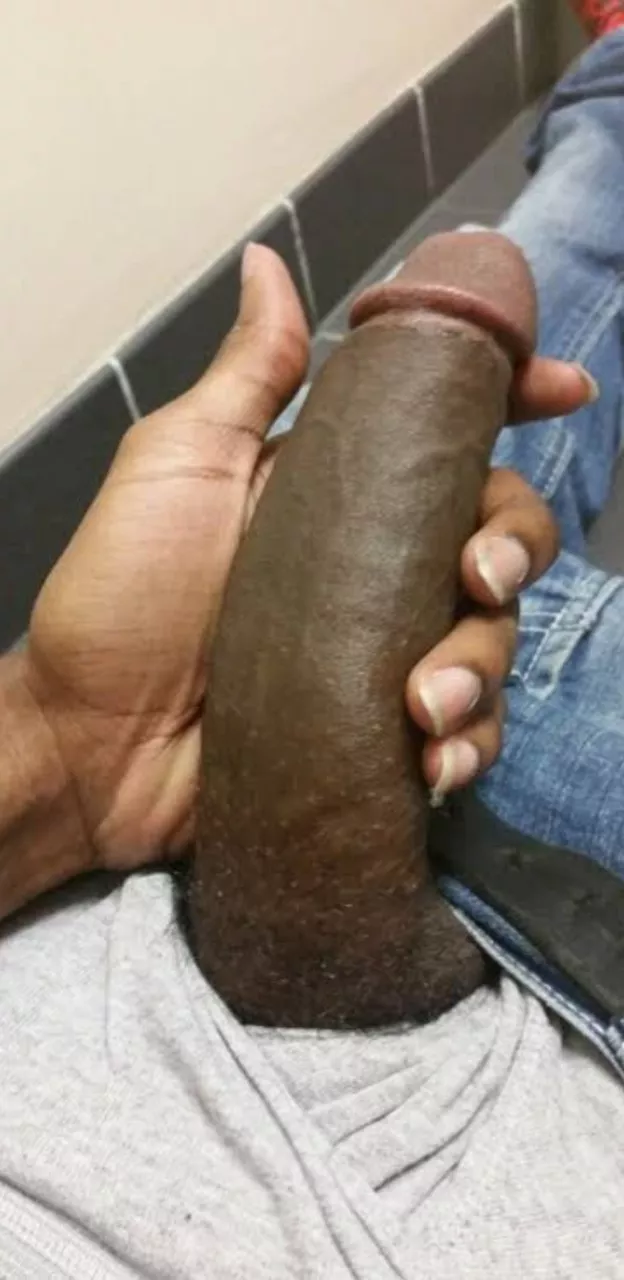 23 M BBC Dom wanted to pound some dumb bitches! Add me if you think you can handle me! Socials on profile posted by LewBlackHard